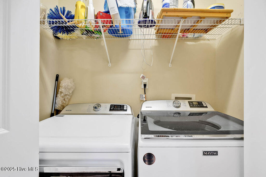 100497917 | Photo 25