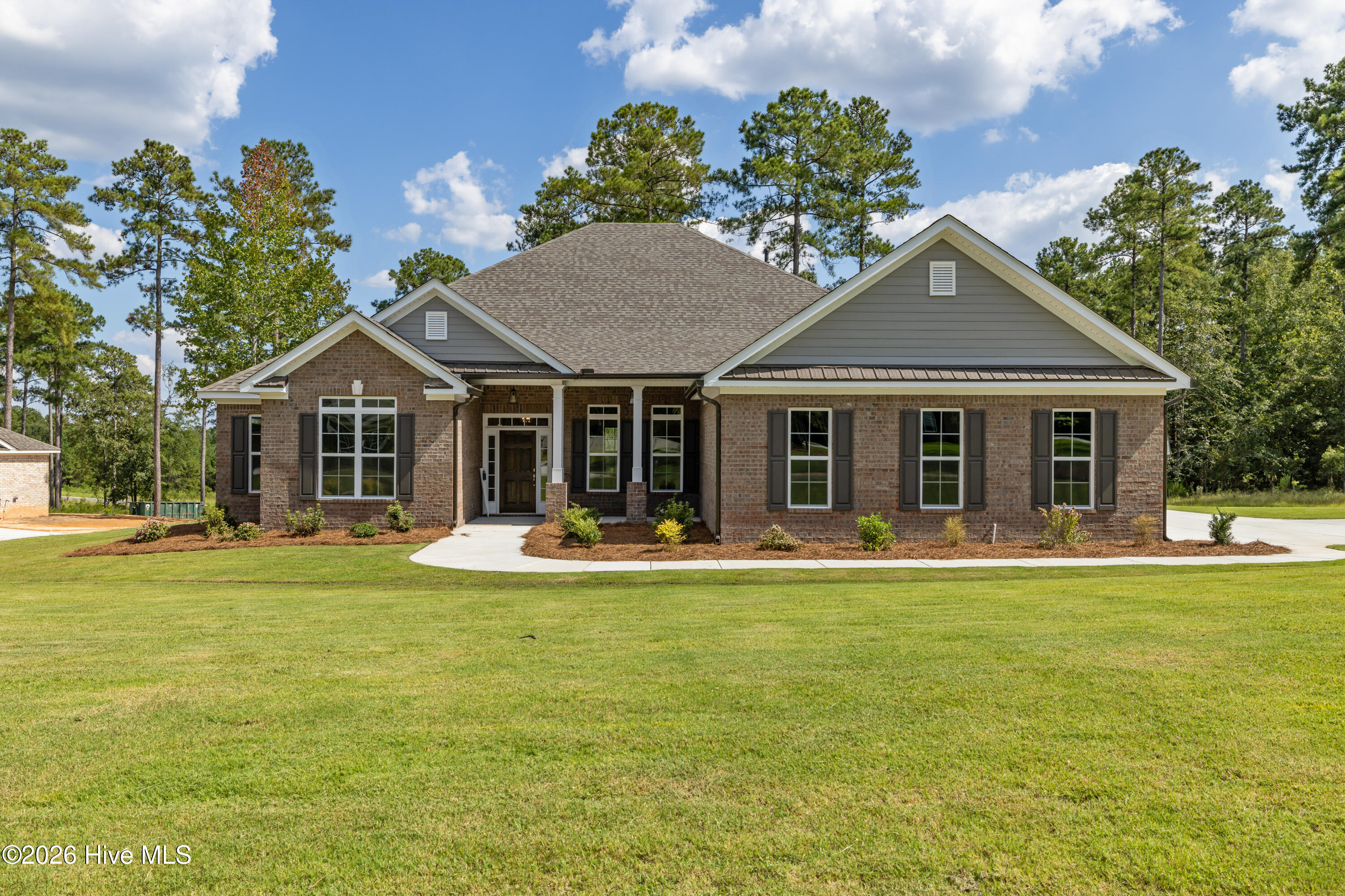 Photo 1 of Single family home for sale at 467 Longshadow Dr, Aiken, SC 29803 | MLS# 98255709 | Listing updated on 2026-10-04