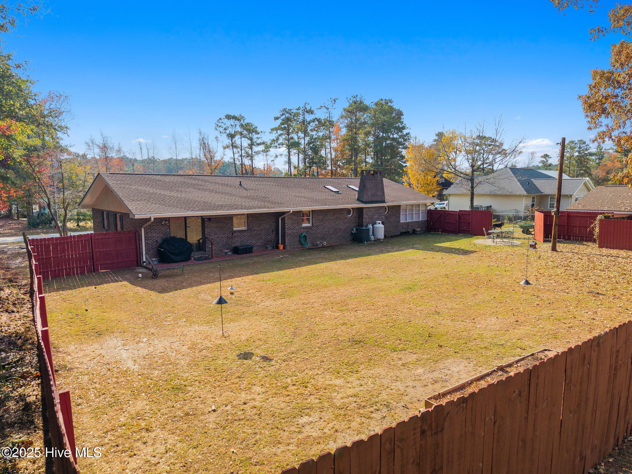 100543721 | Photo 53