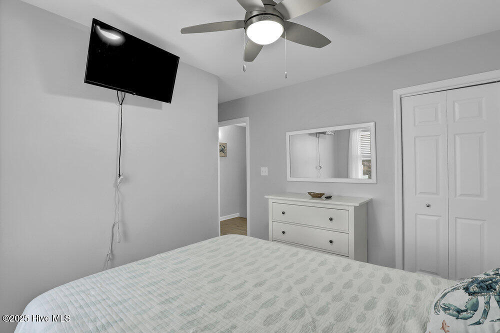 100543816 | Photo 23