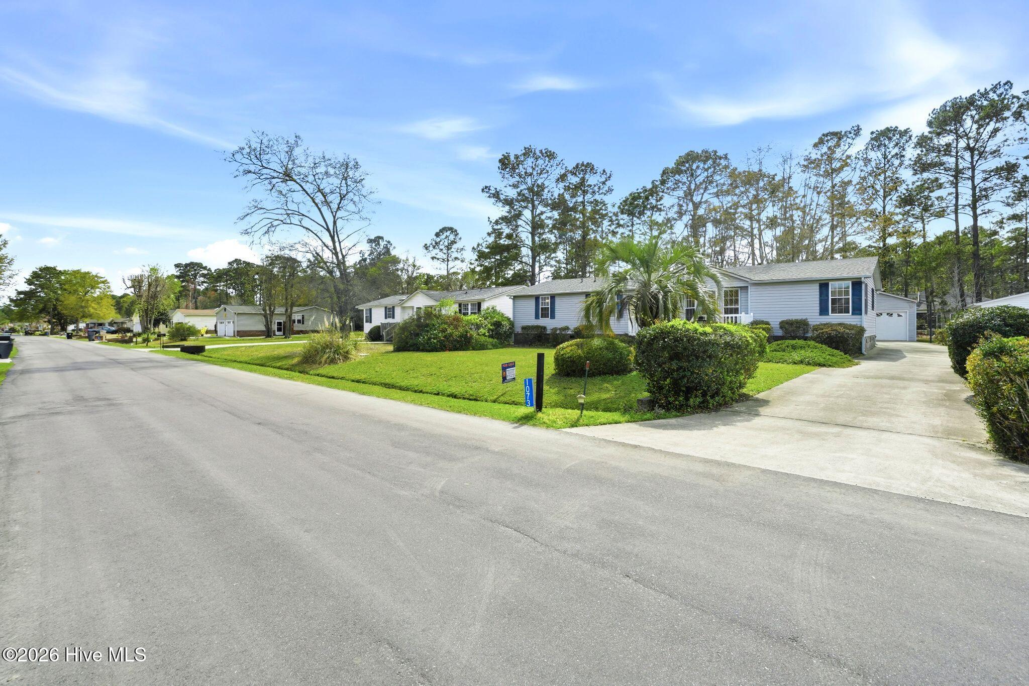 100561756 | Photo 11