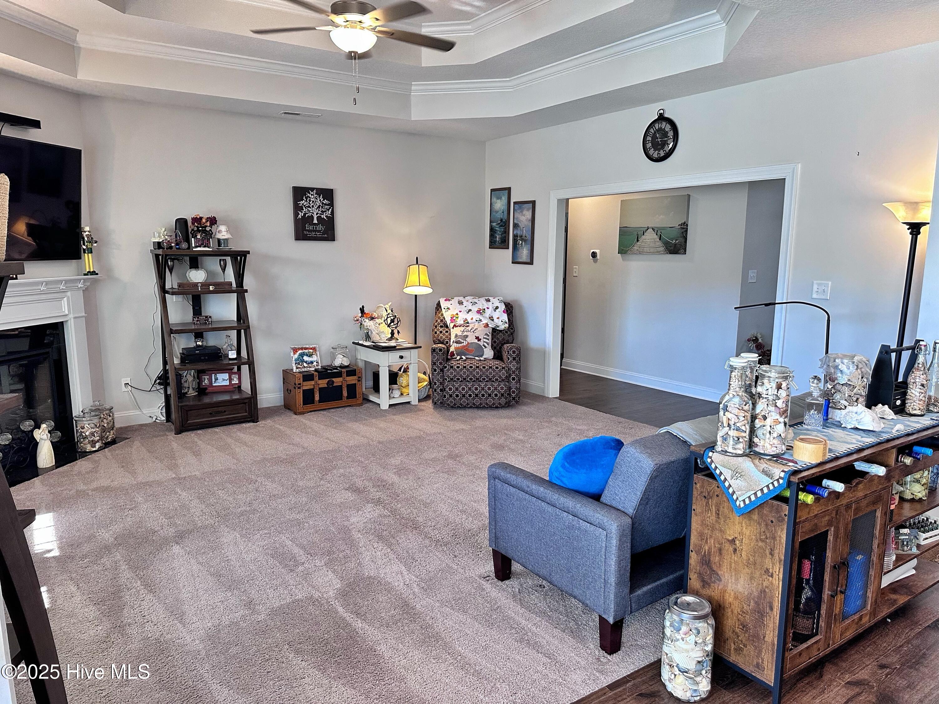 100540901 | Photo 38