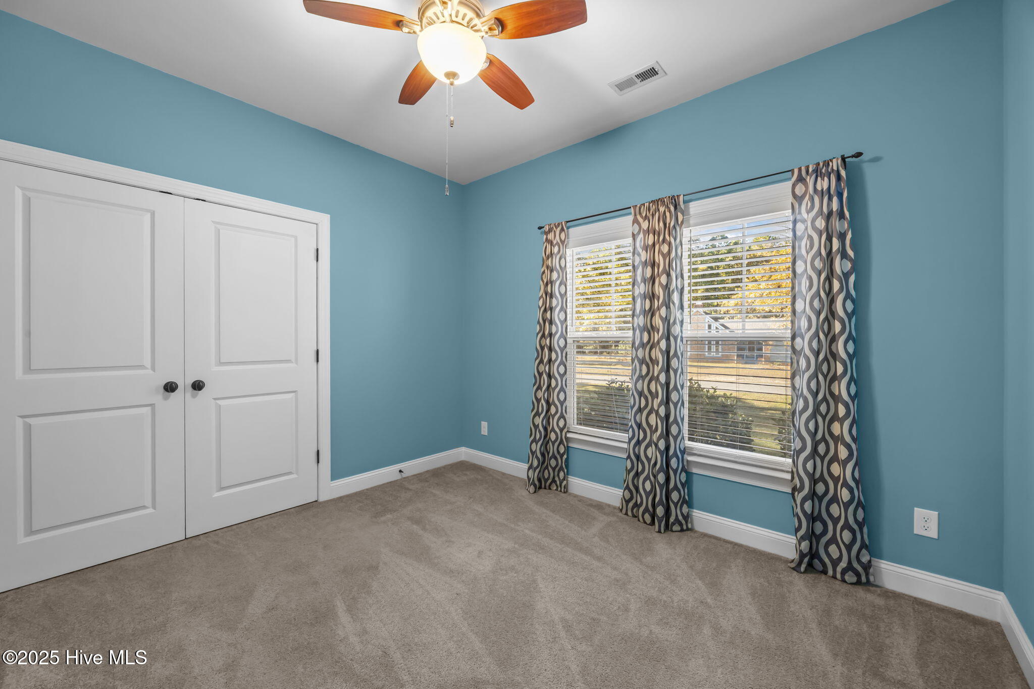 100539810 | Photo 29