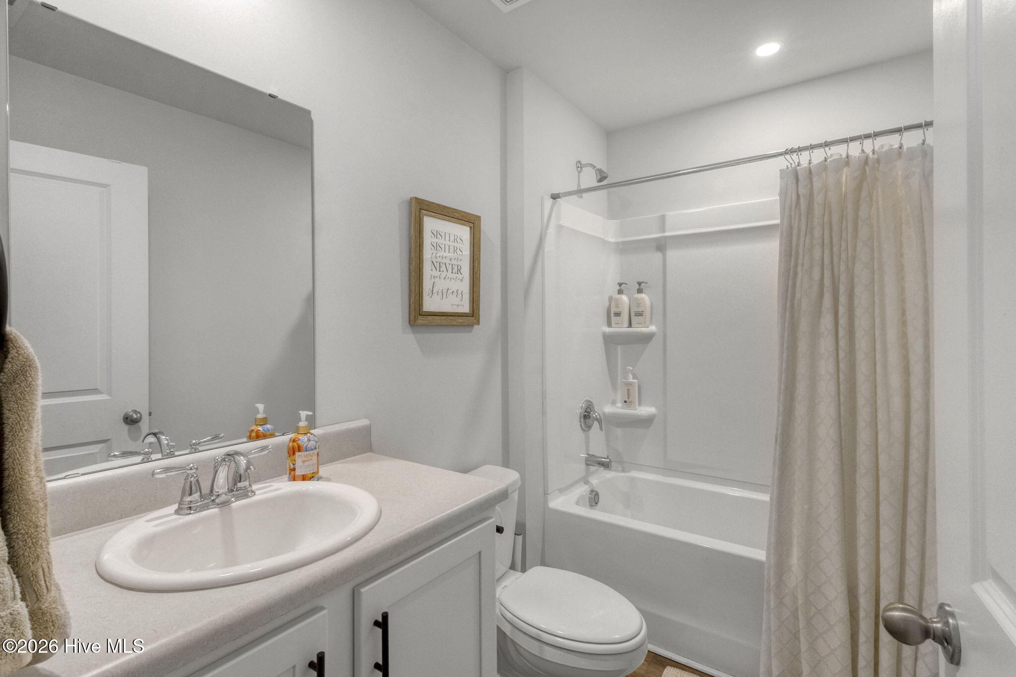 100552073 | Photo 14