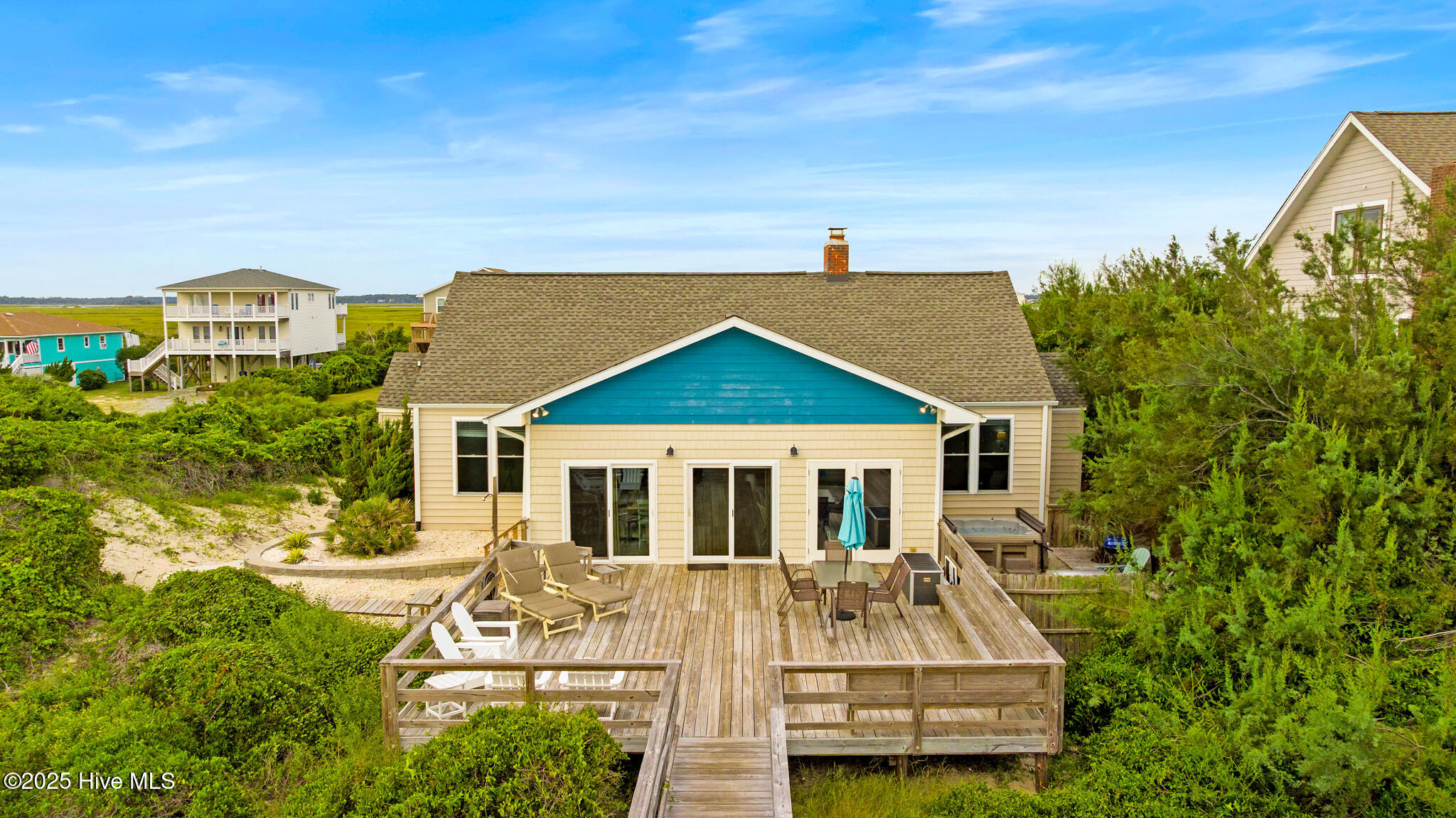 100531510 | Photo 24