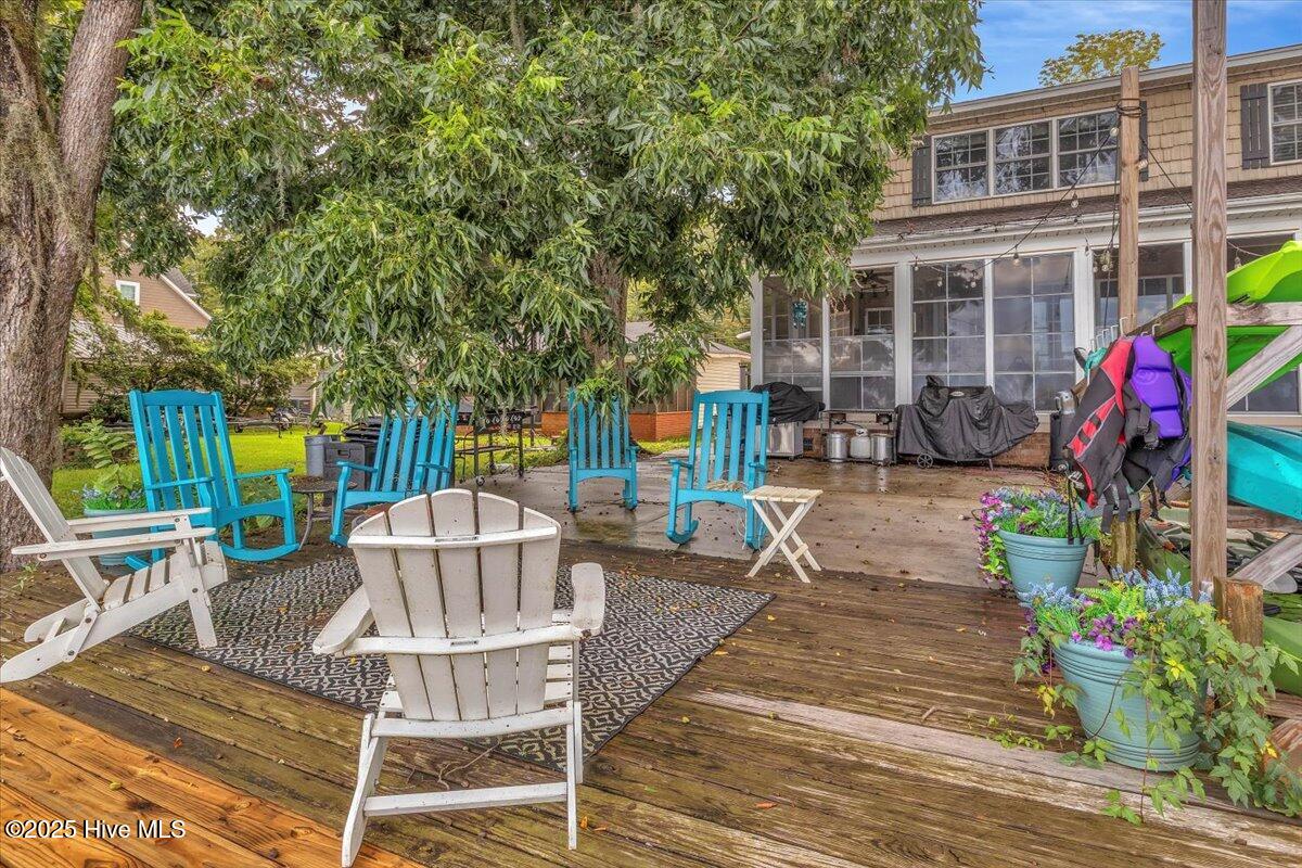 100536195 | Photo 63