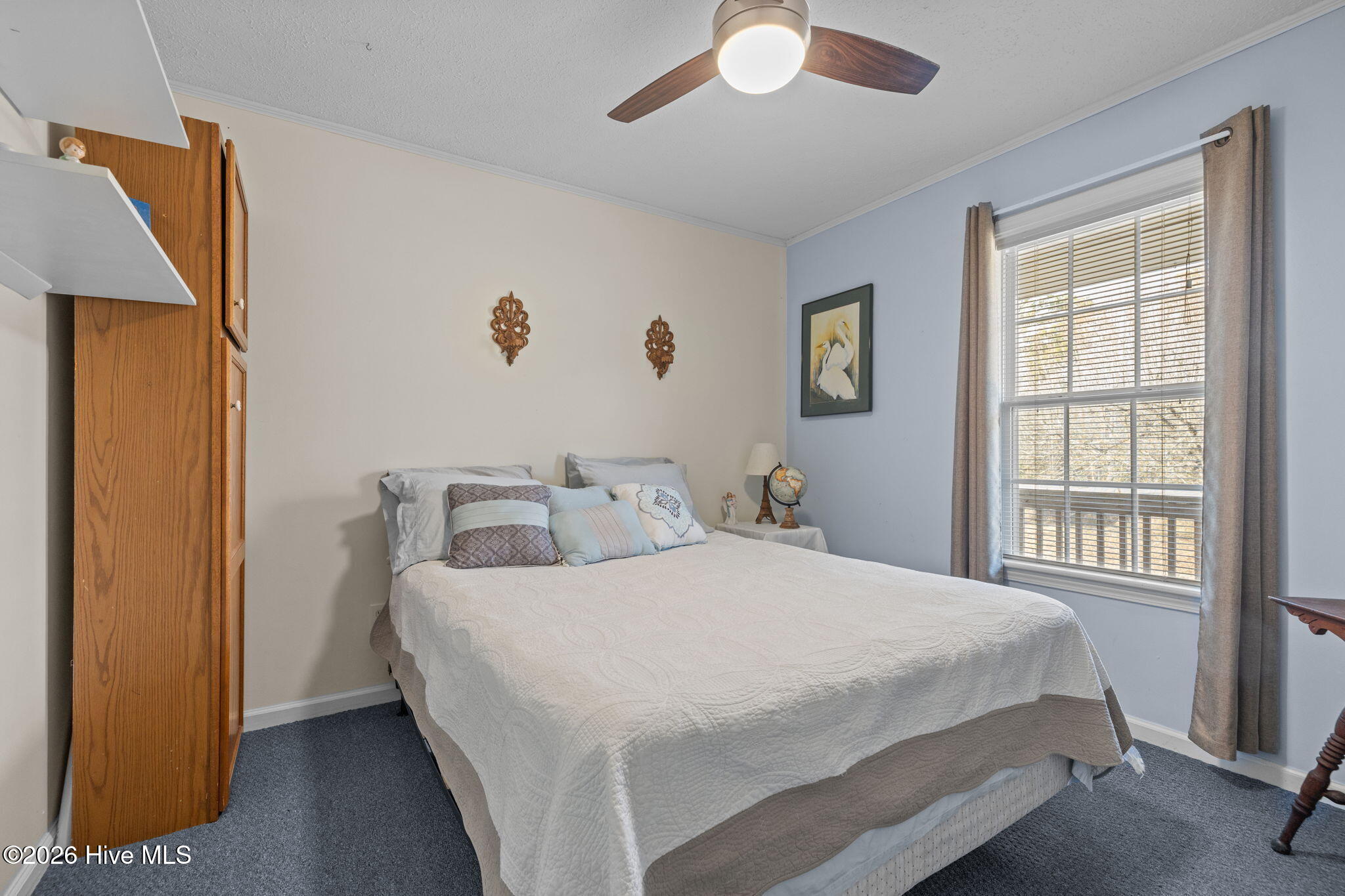 585 Roberts Road,Newport