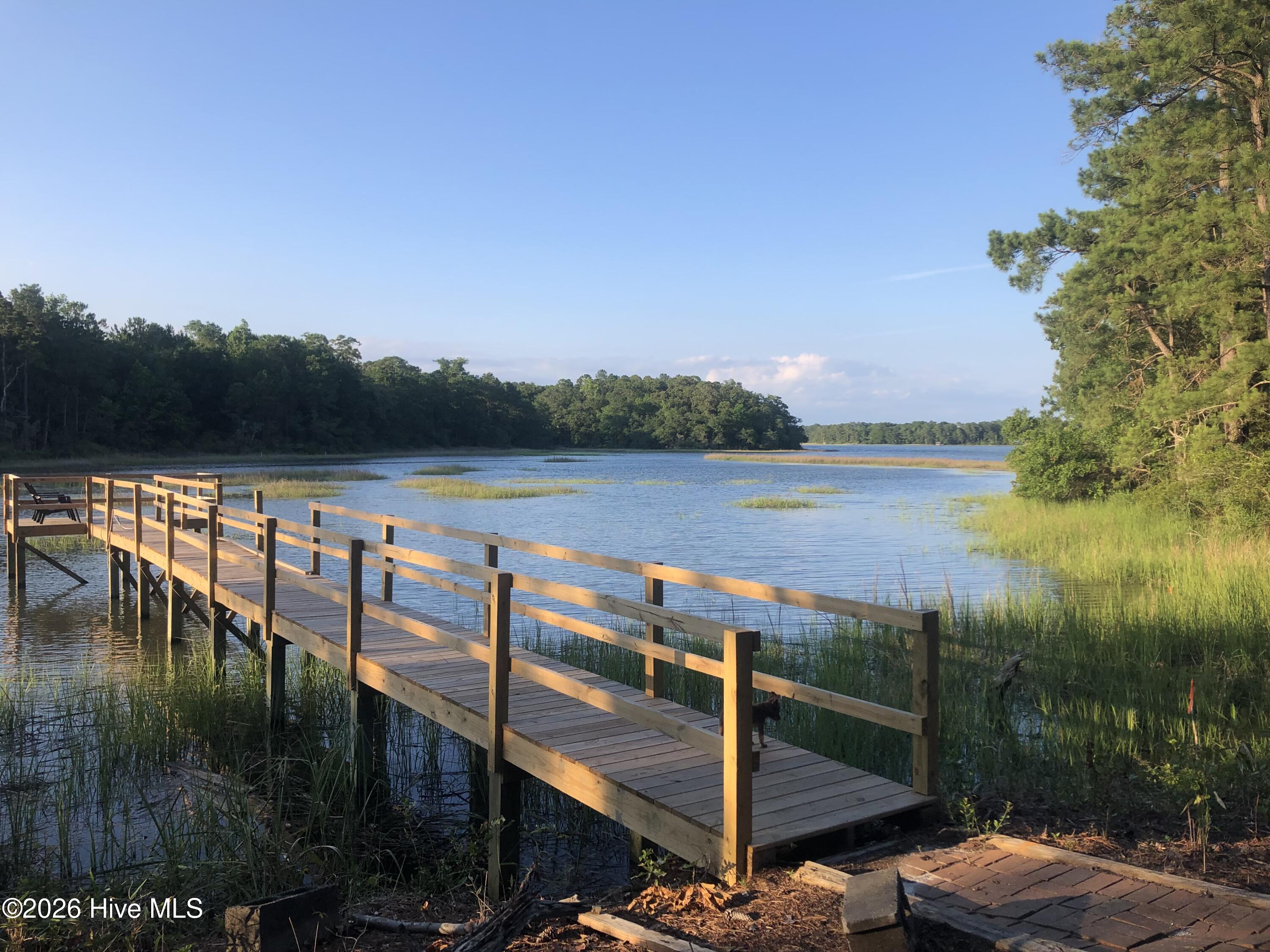 100559357 | Photo 25