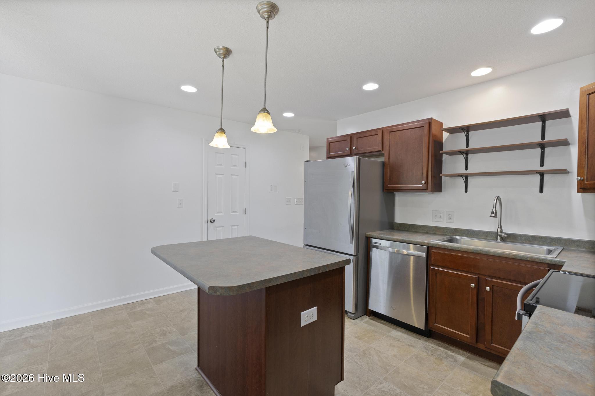 117 Brian'S Woods Road,Maple Hill