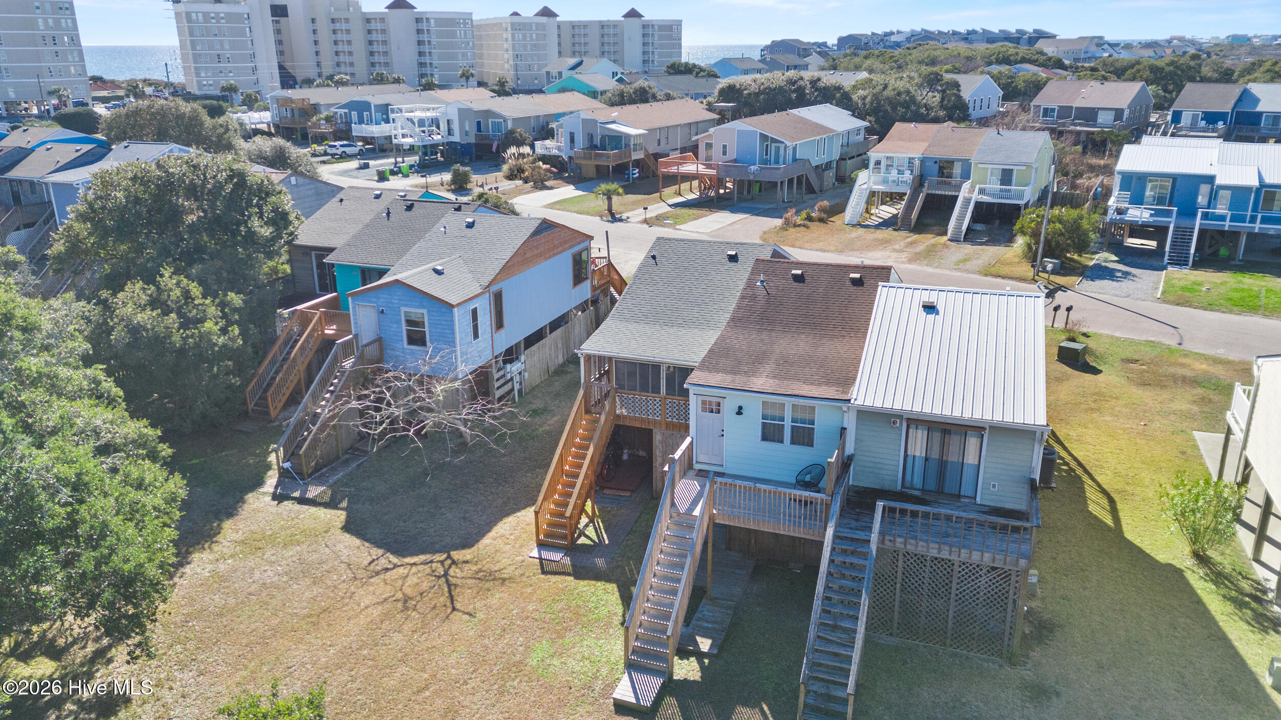 100549784 | Photo 31