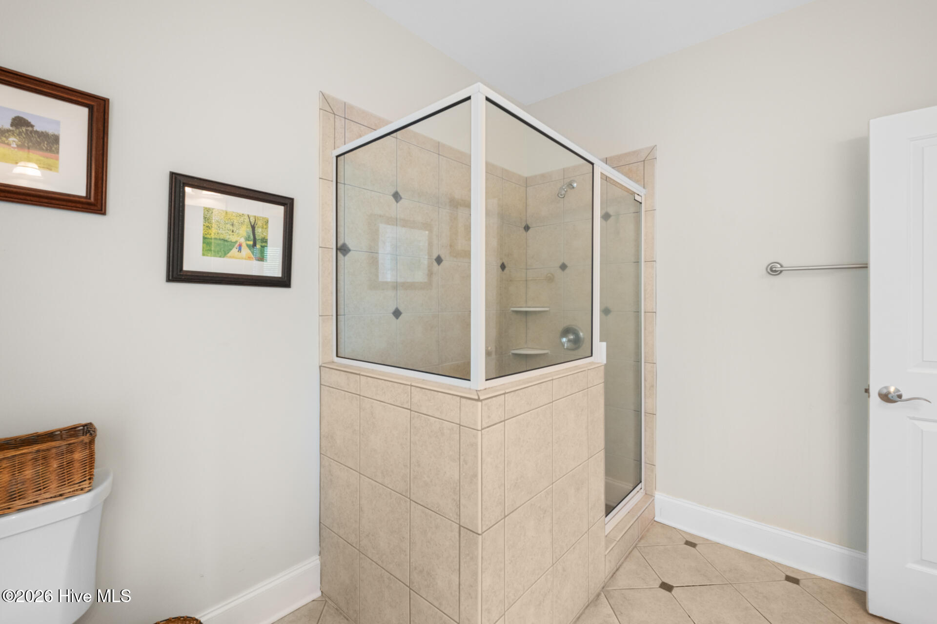 100567866 | Photo 22