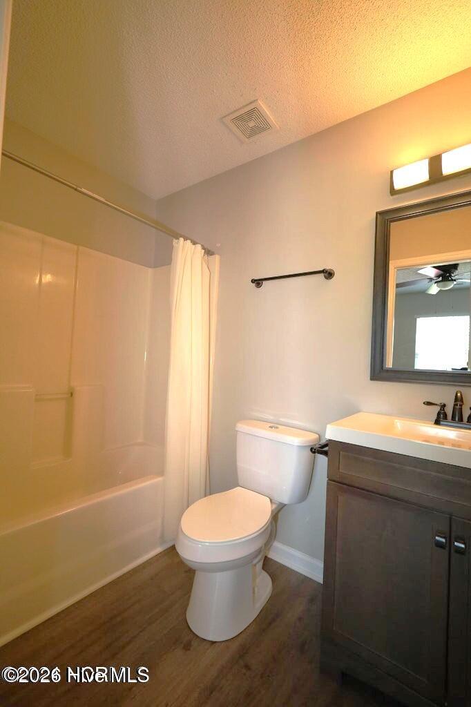 100551349 | Photo 11