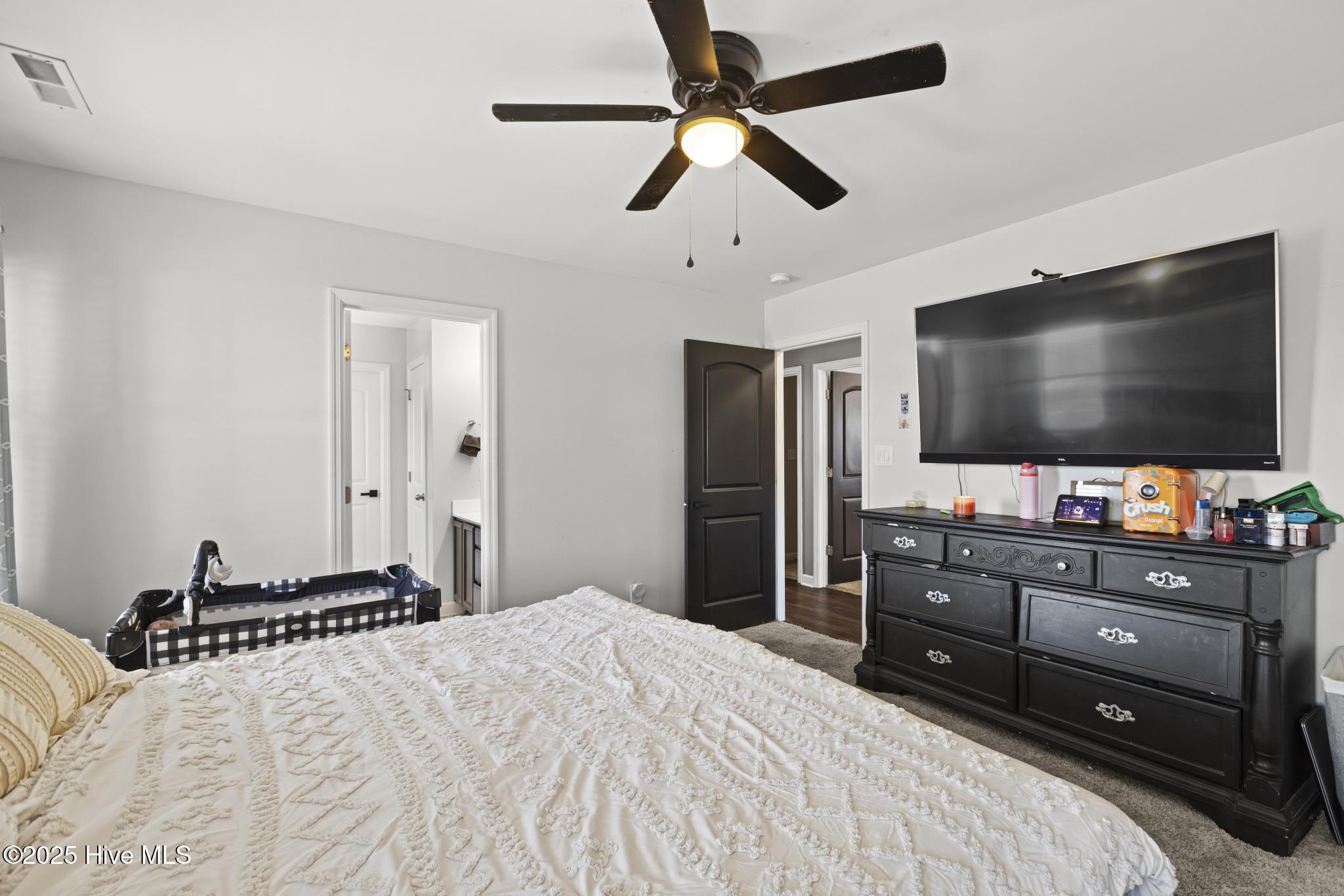 100541316 | Photo 12