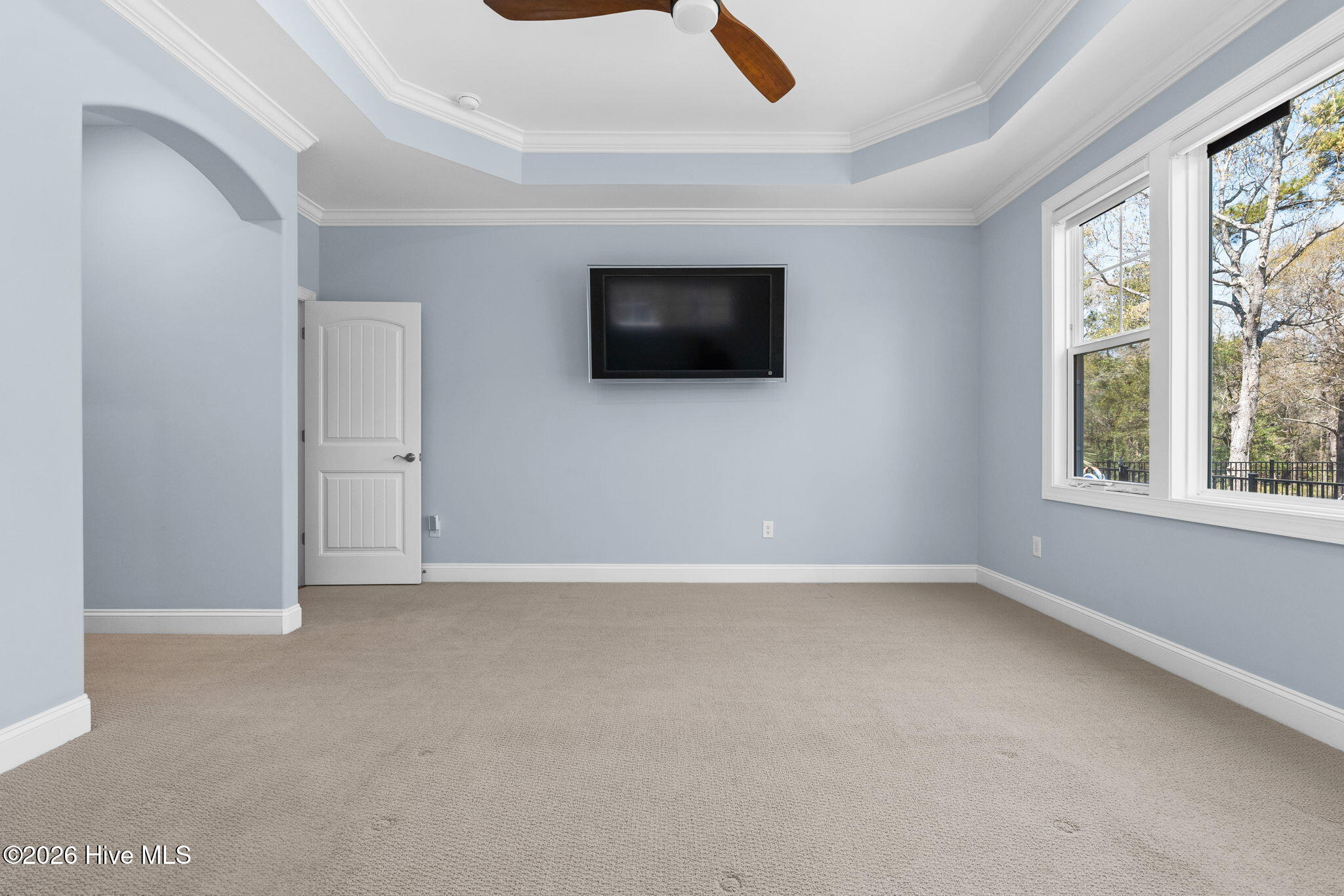 100563423 | Photo 24