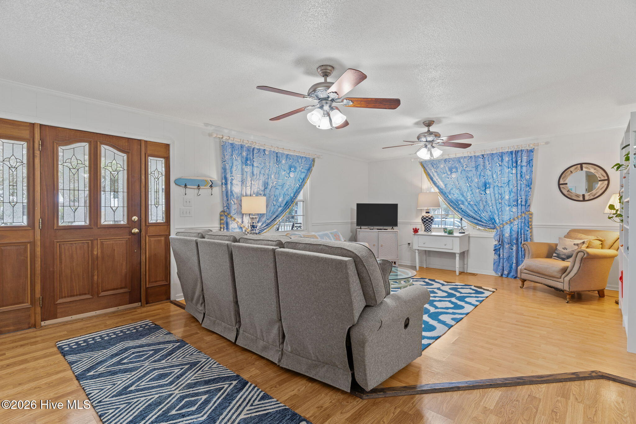 100556876 | Photo 11