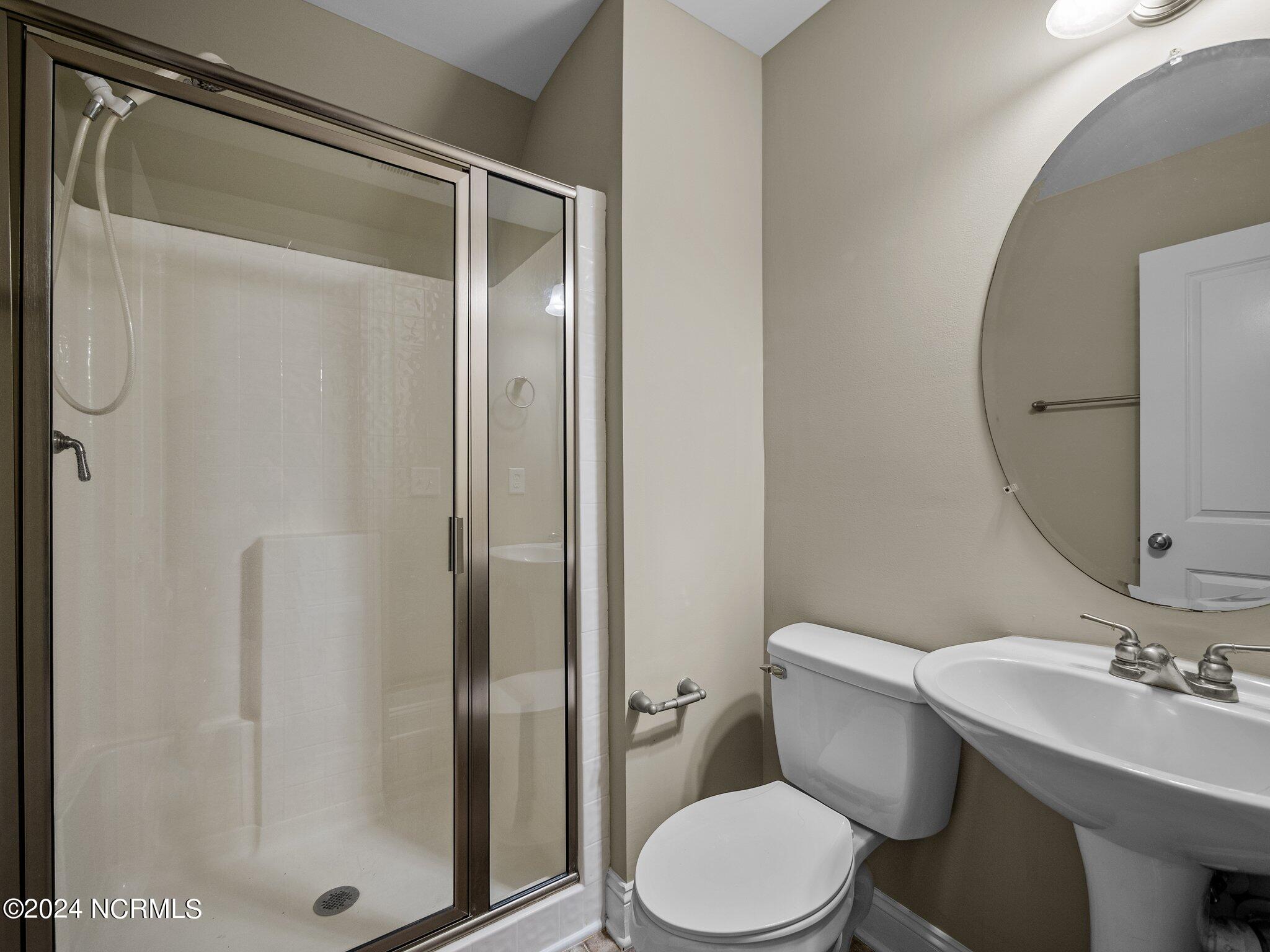 100557405 | Photo 21