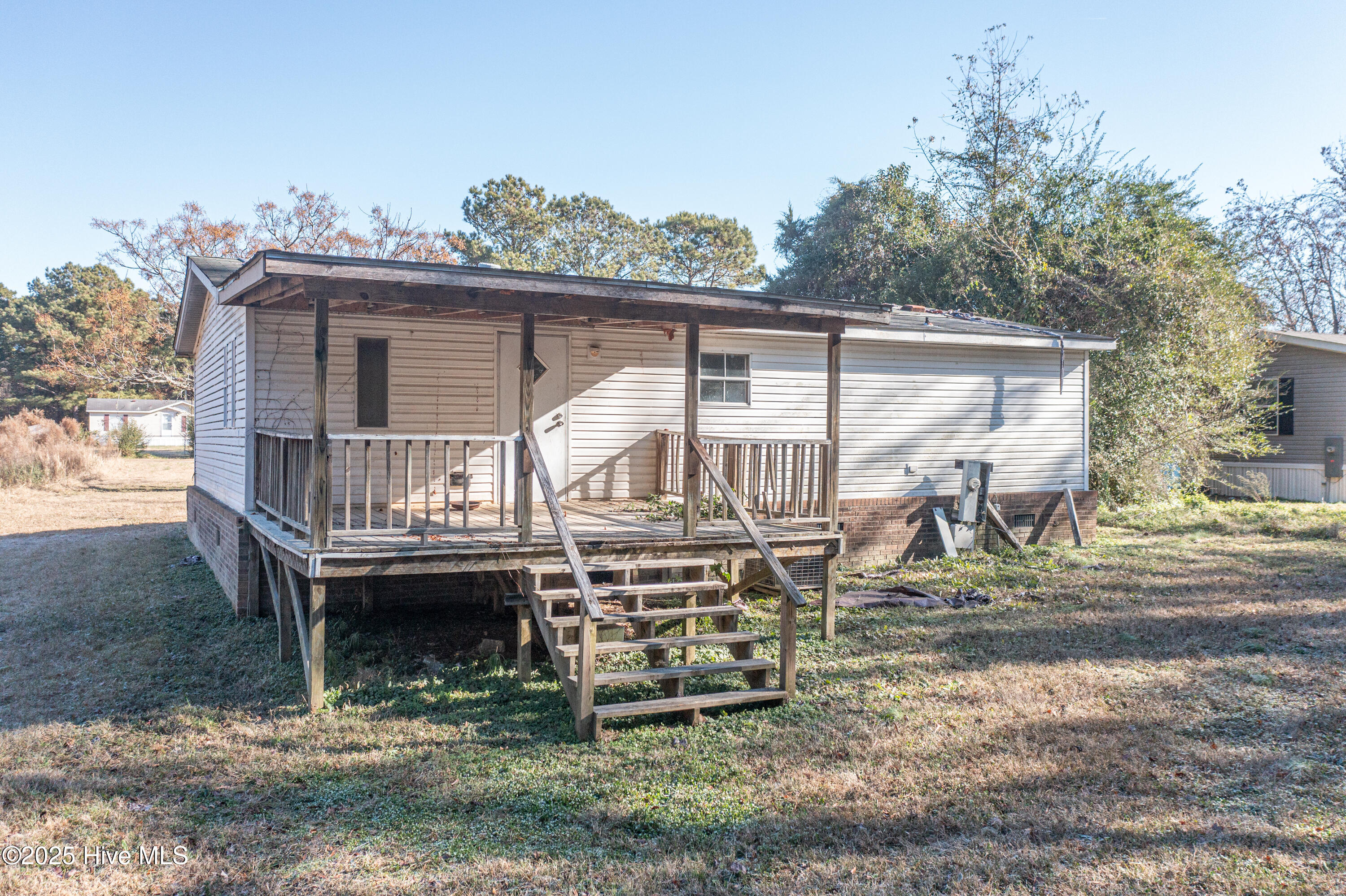 100545698 | Photo 32