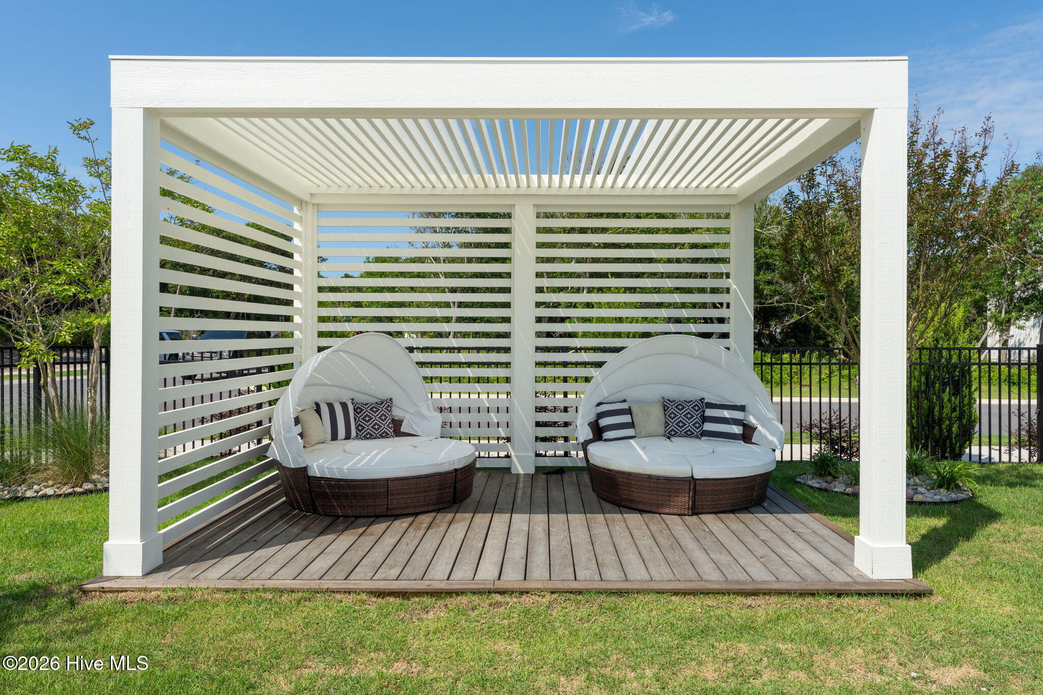 70 Peregrine Court, Surf City, NC, 28445