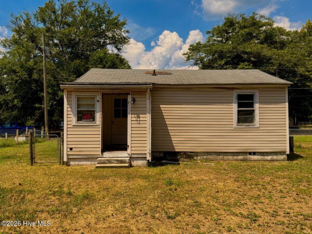Exterior photo of 307 Diana Street, Fayetteville, NC 28306. MLS: 100599961