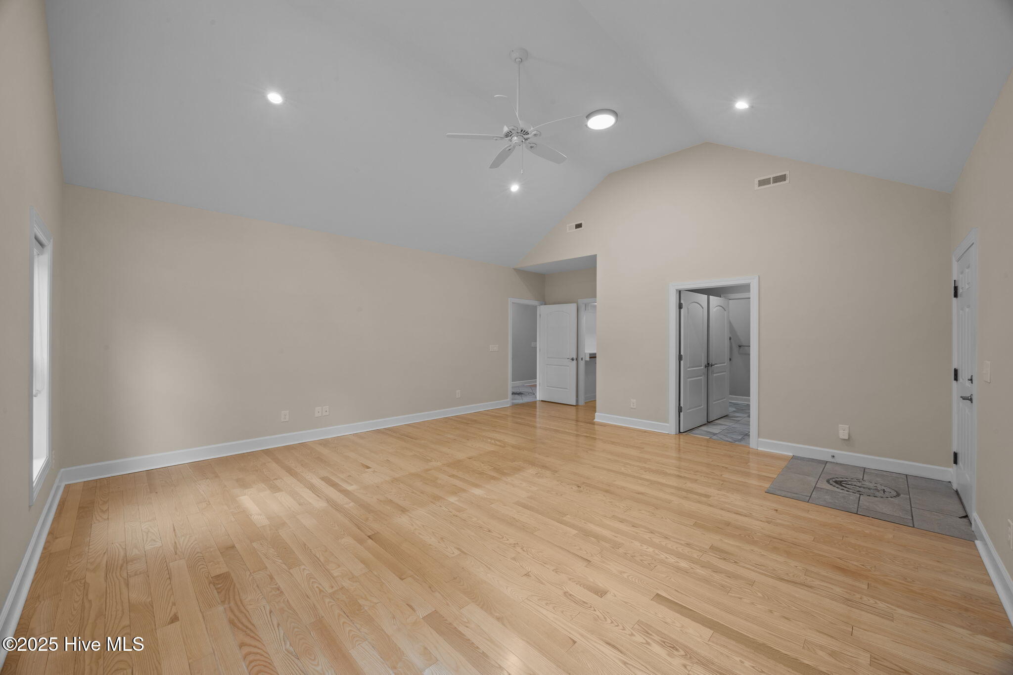 402 Whittaker Point Road,Oriental