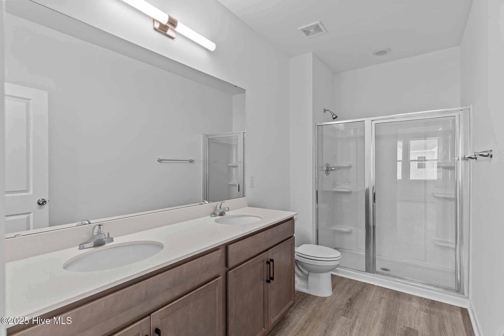 100517036 | Photo 22