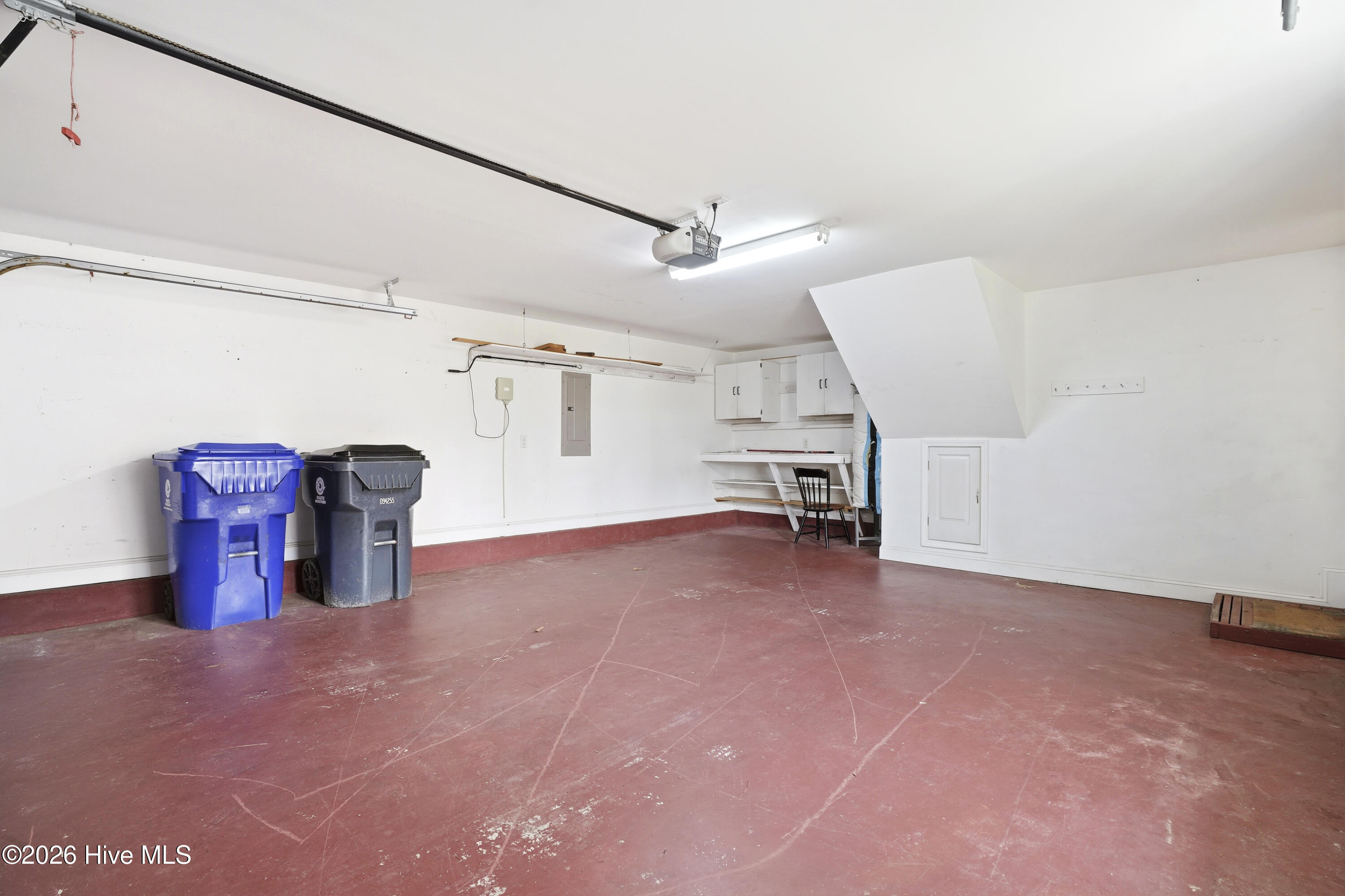 100562955 | Photo 10