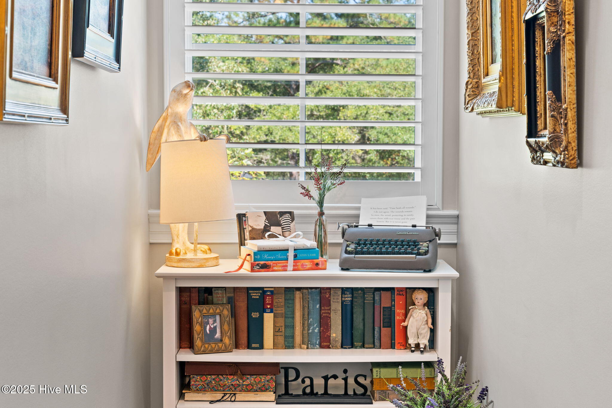 100549580 | Photo 59