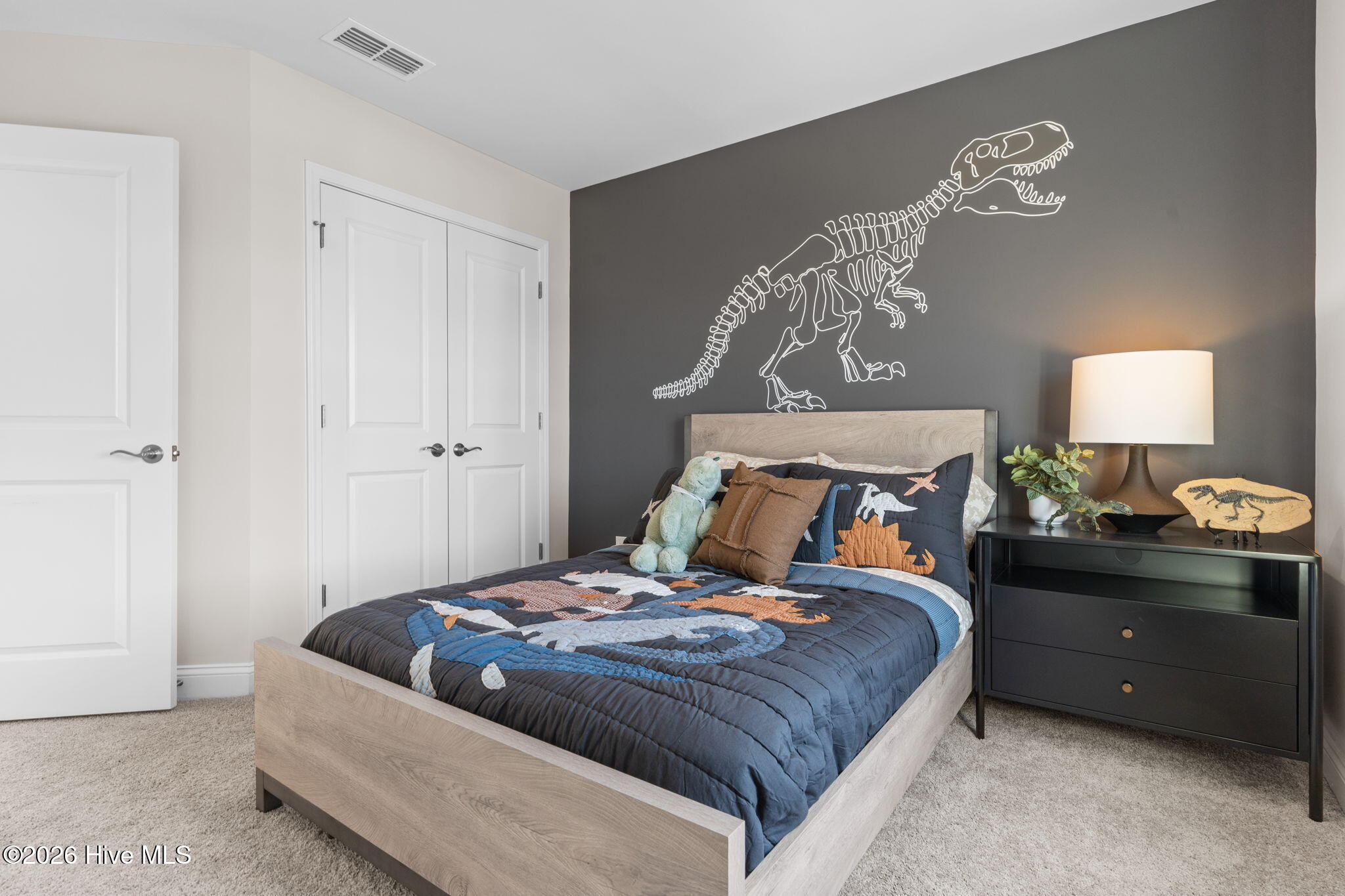 100560253 | Photo 34