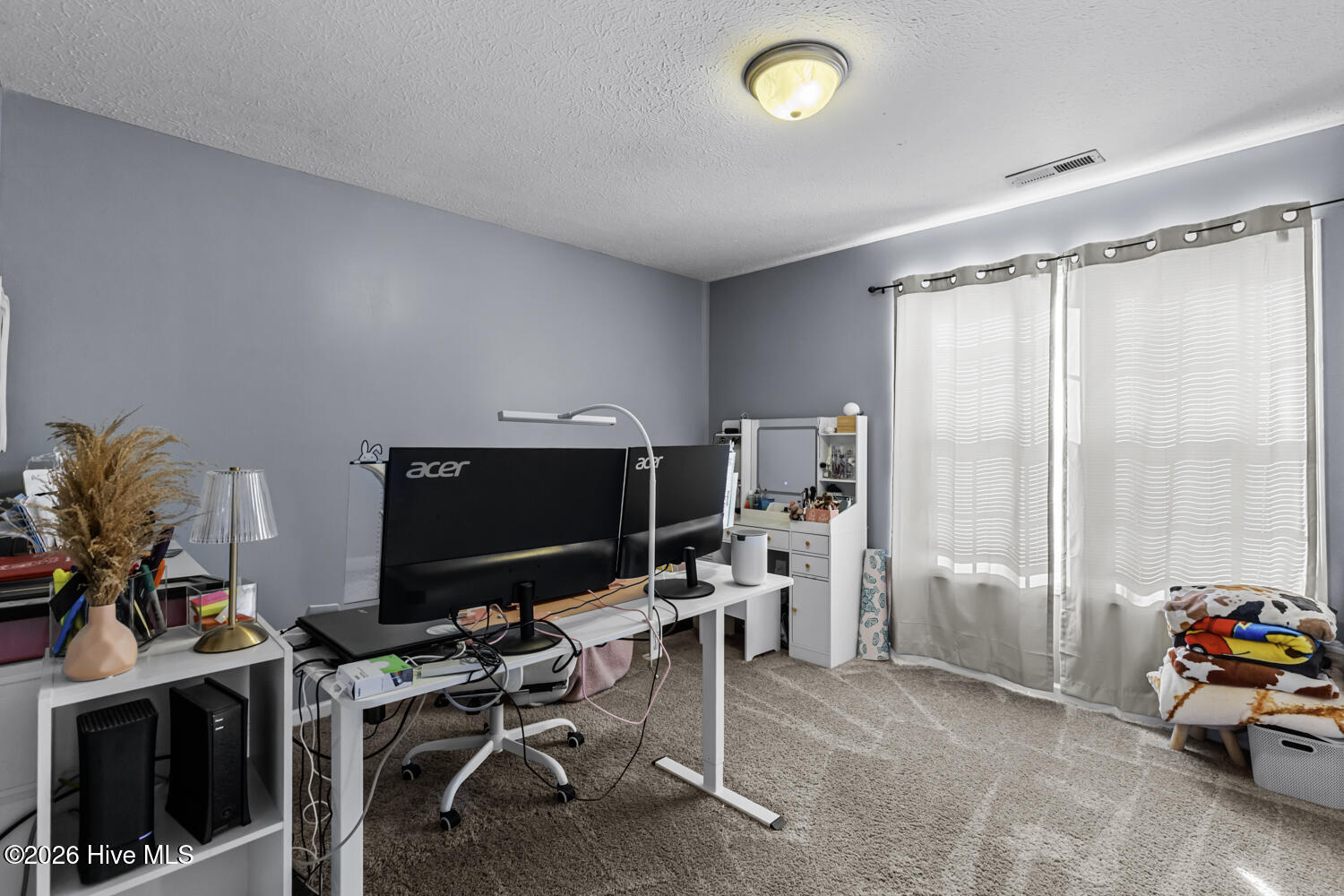 100549776 | Photo 22