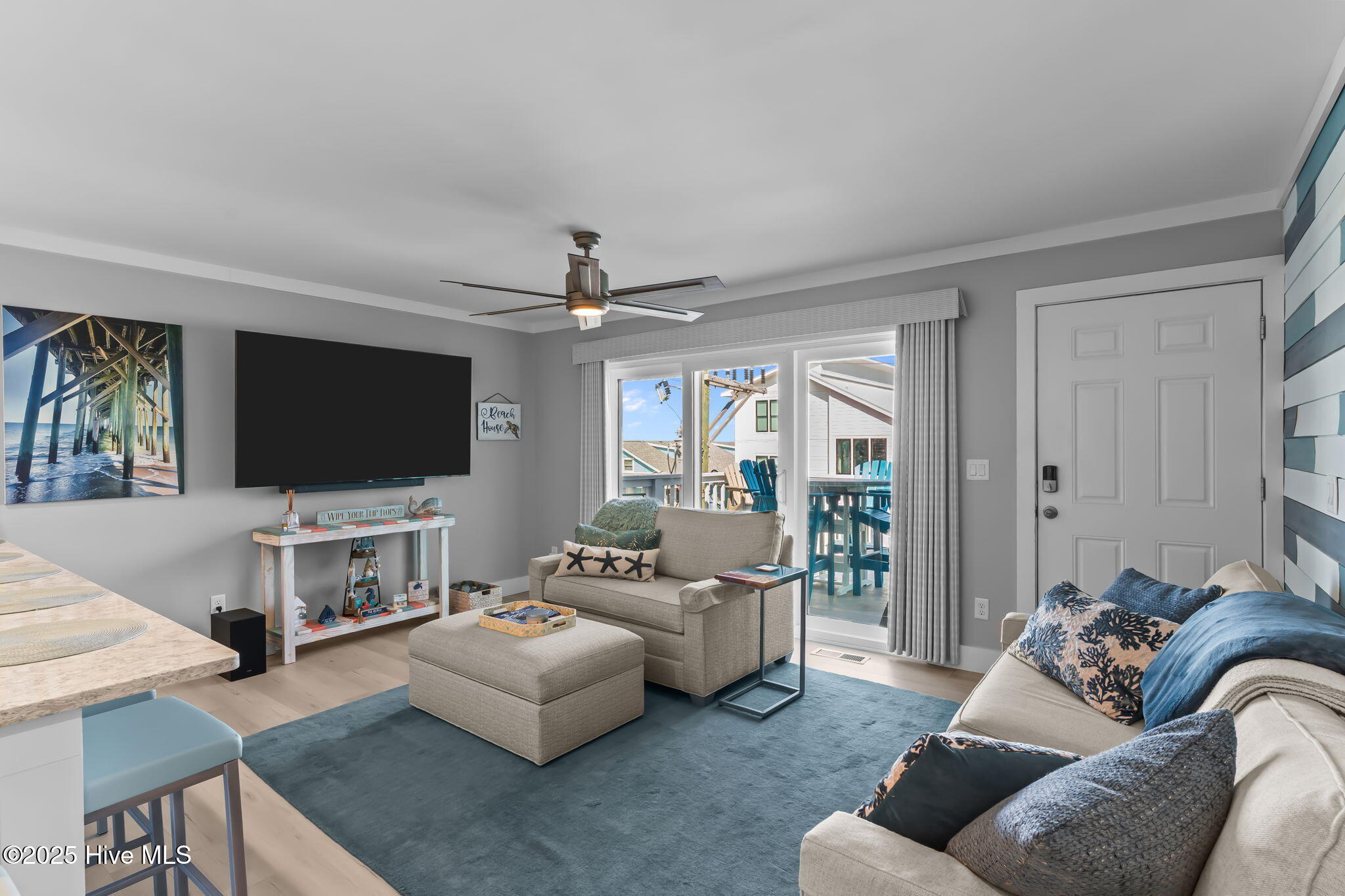 1013 Carolina Beach Avenue N 3h, Carolina Beach, NC 28428 – photo 6: 21-web-or-mls-BTS04777