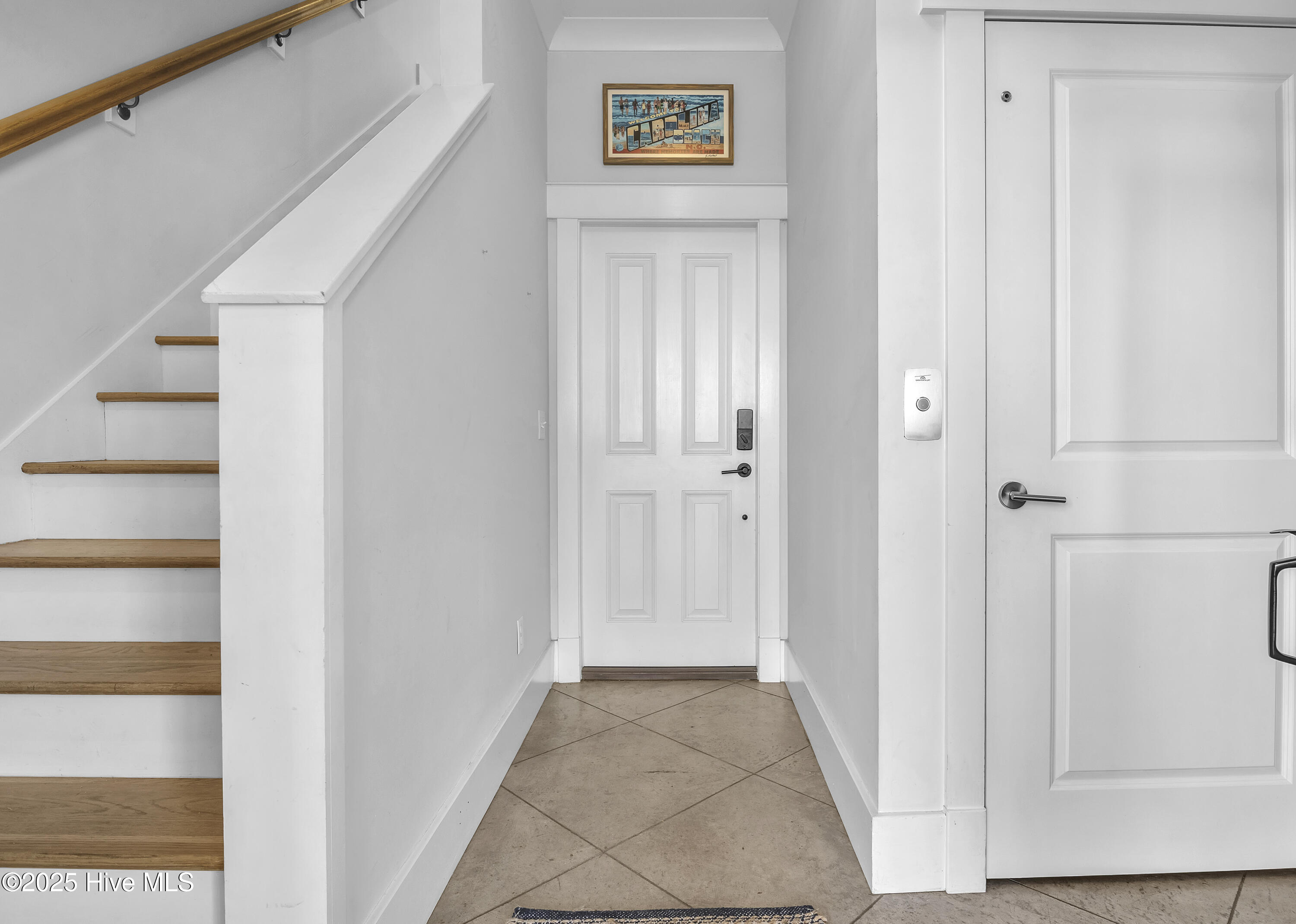 100540464 | Photo 36