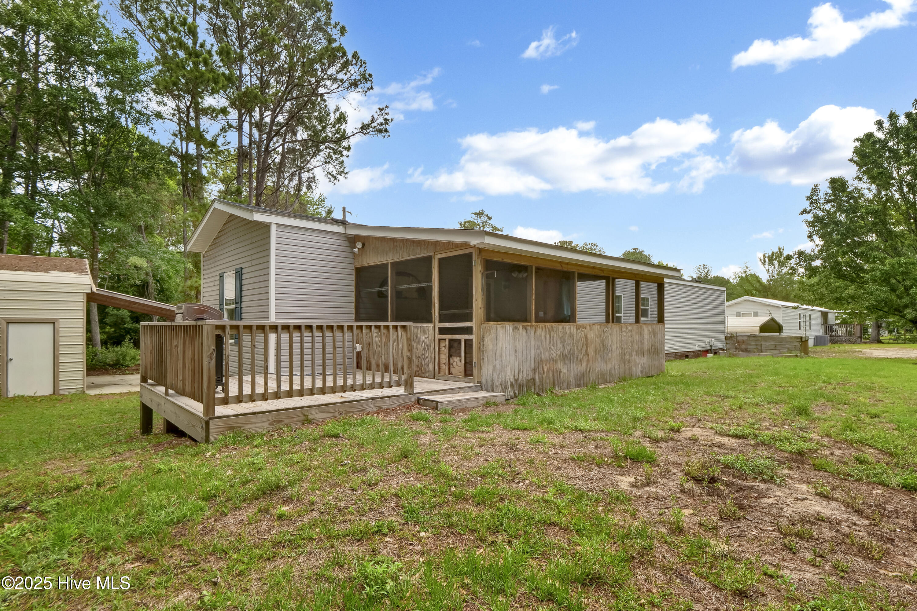 100557833 | Photo 29