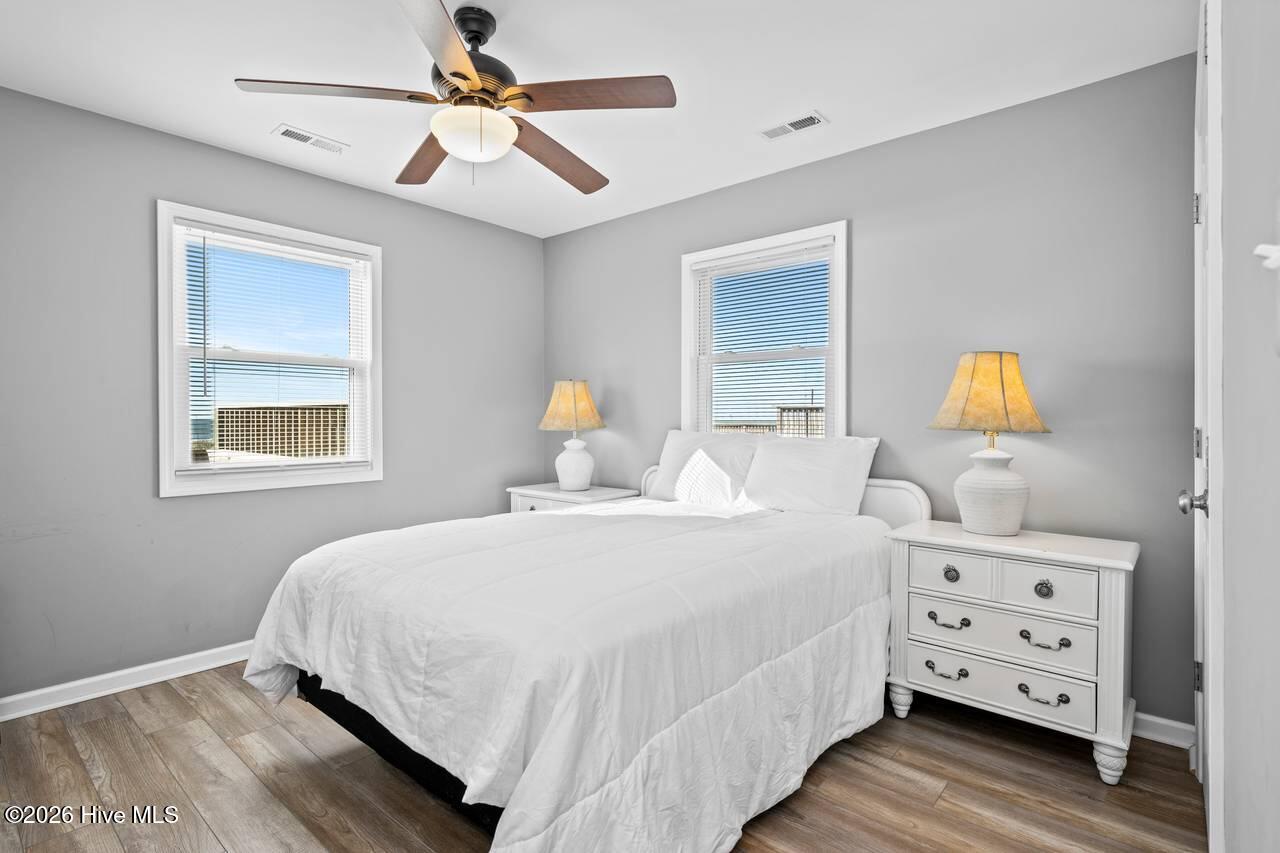 100555607 | Photo 16