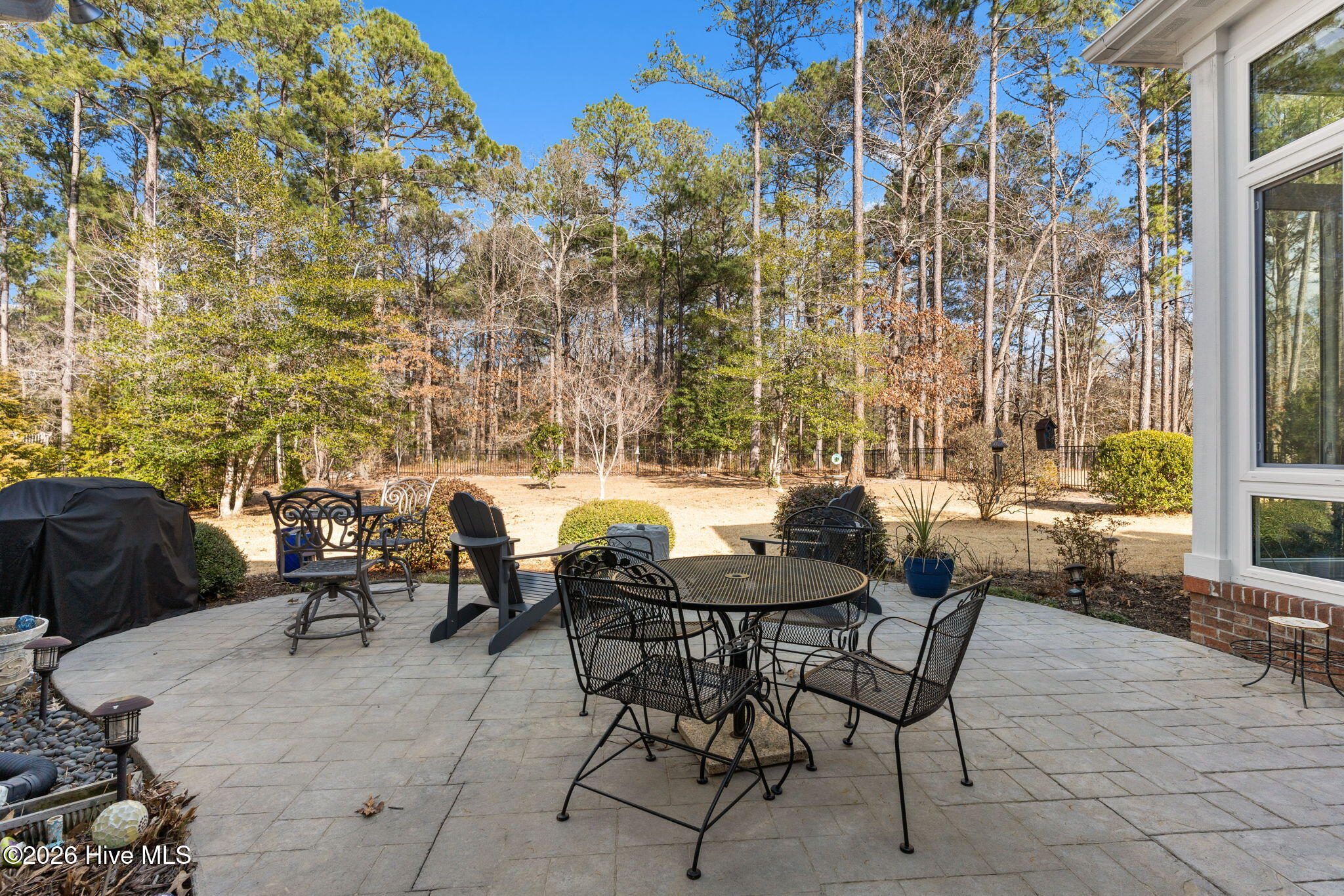 100560975 | Photo 43