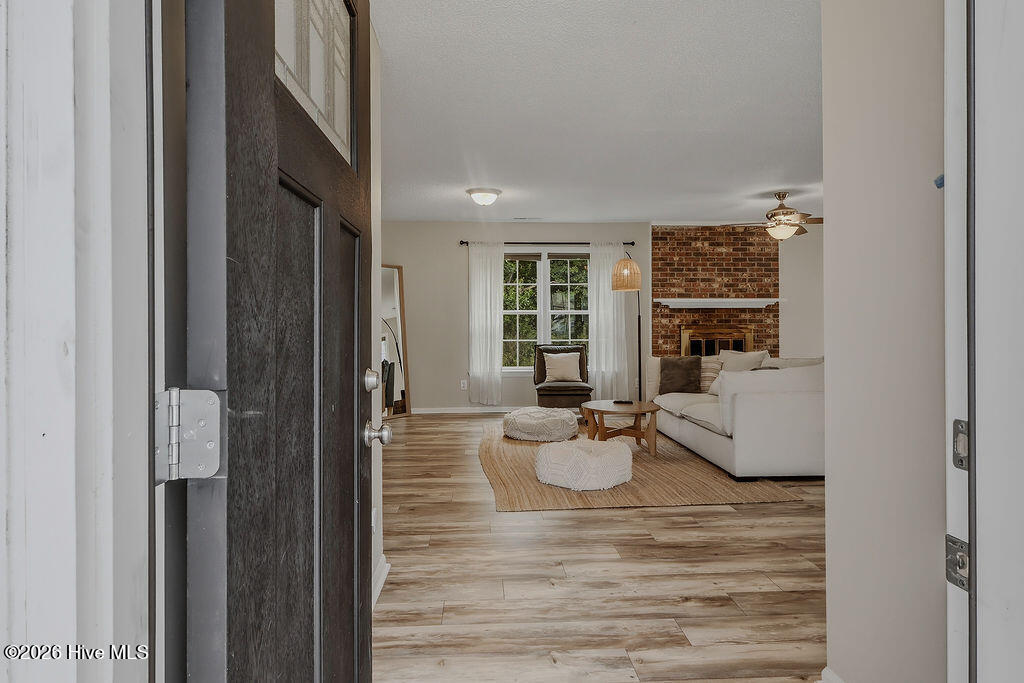 2038 Hunters Ridge Drive,Midway Park