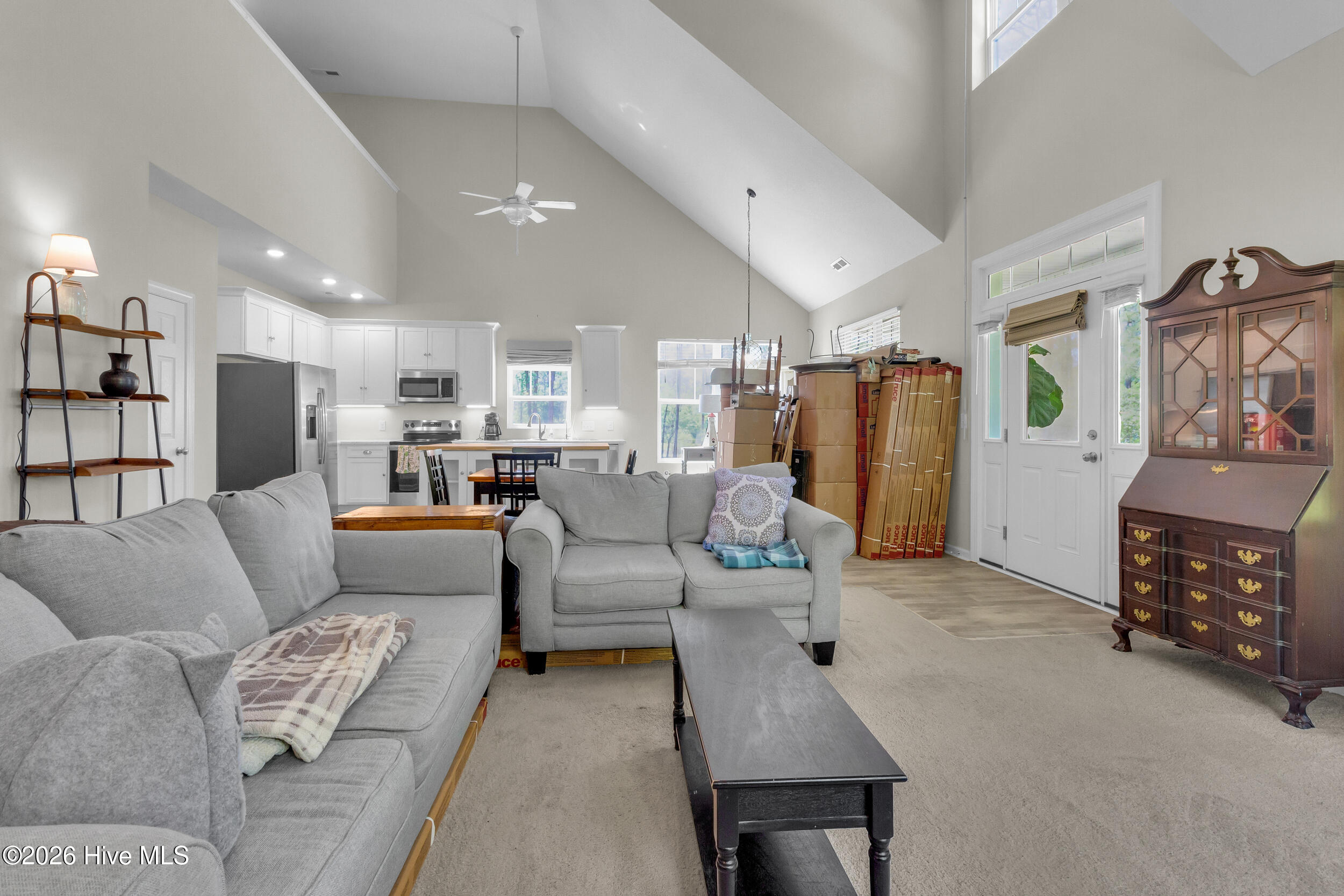 Entryway / Living Room