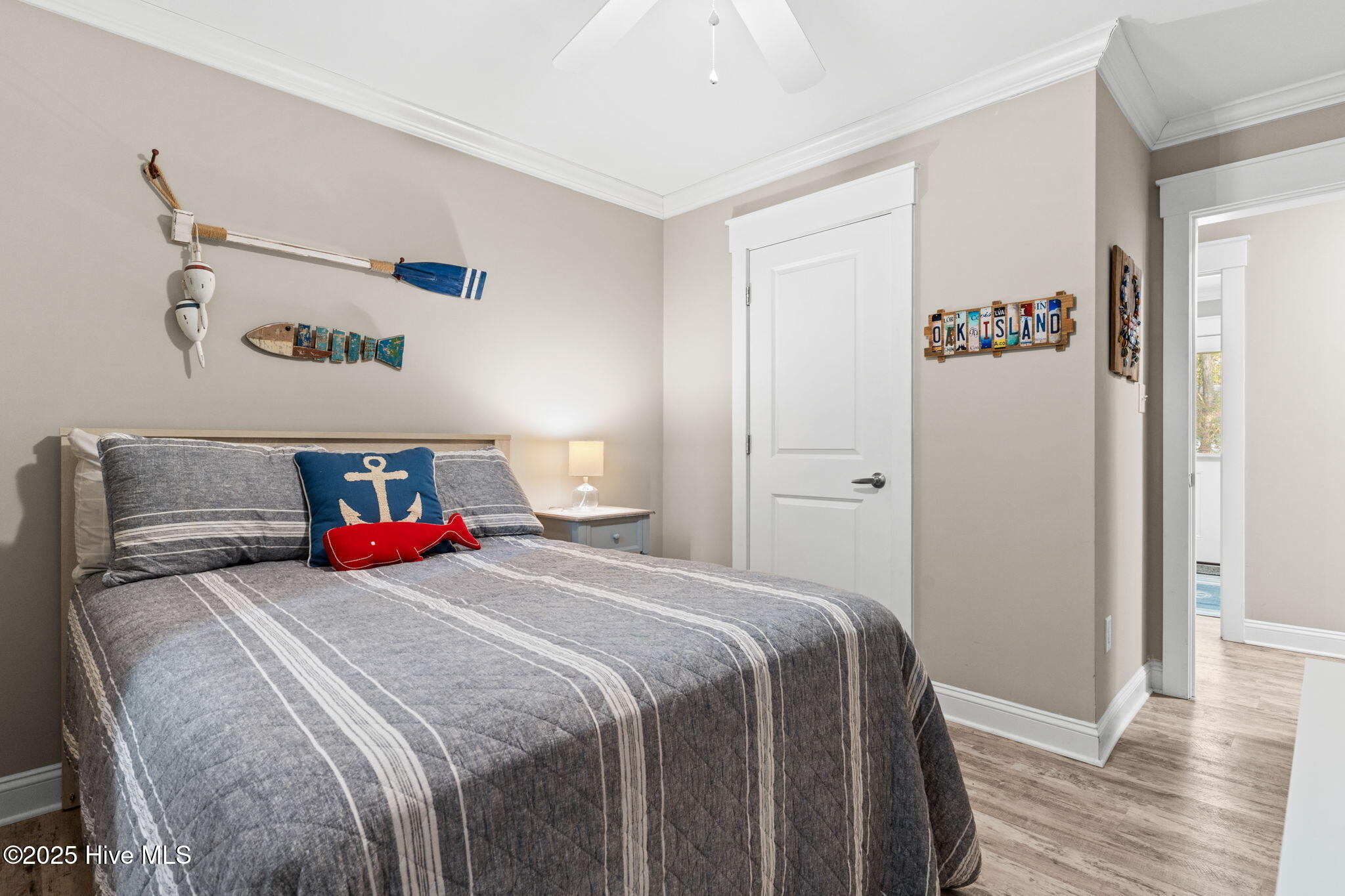 100546923 | Photo 26