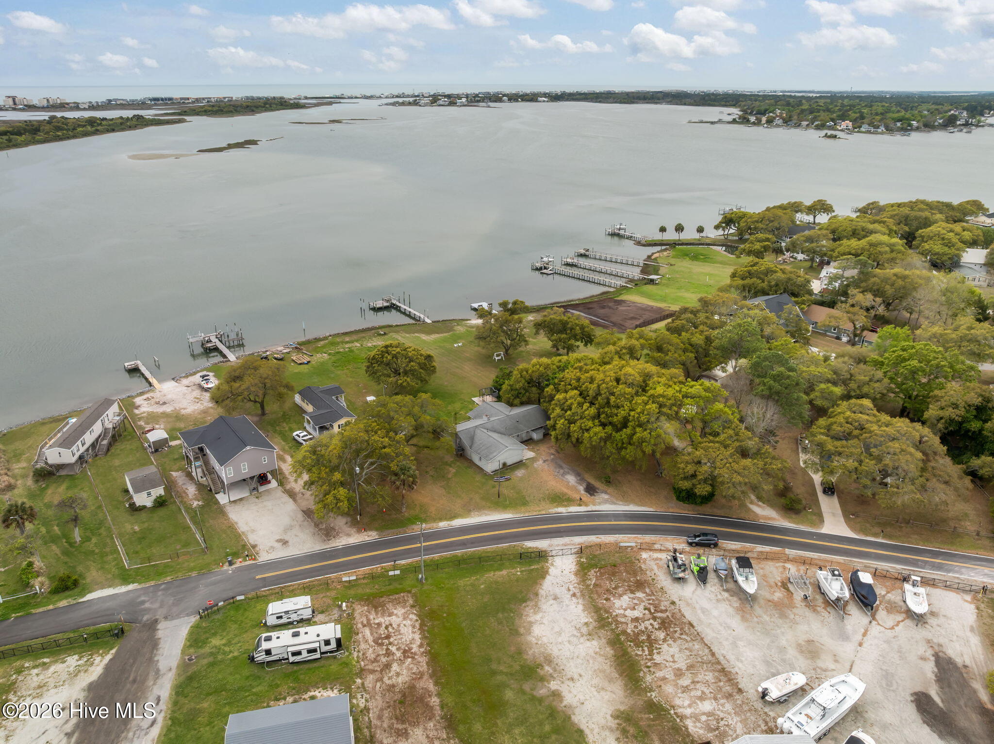 100566095 | Photo 12