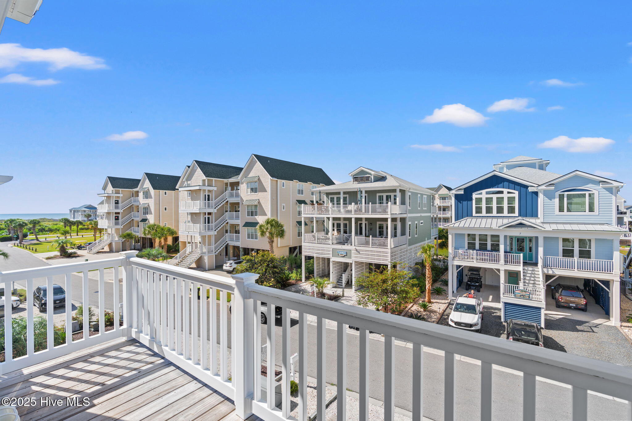 100535074 | Photo 39