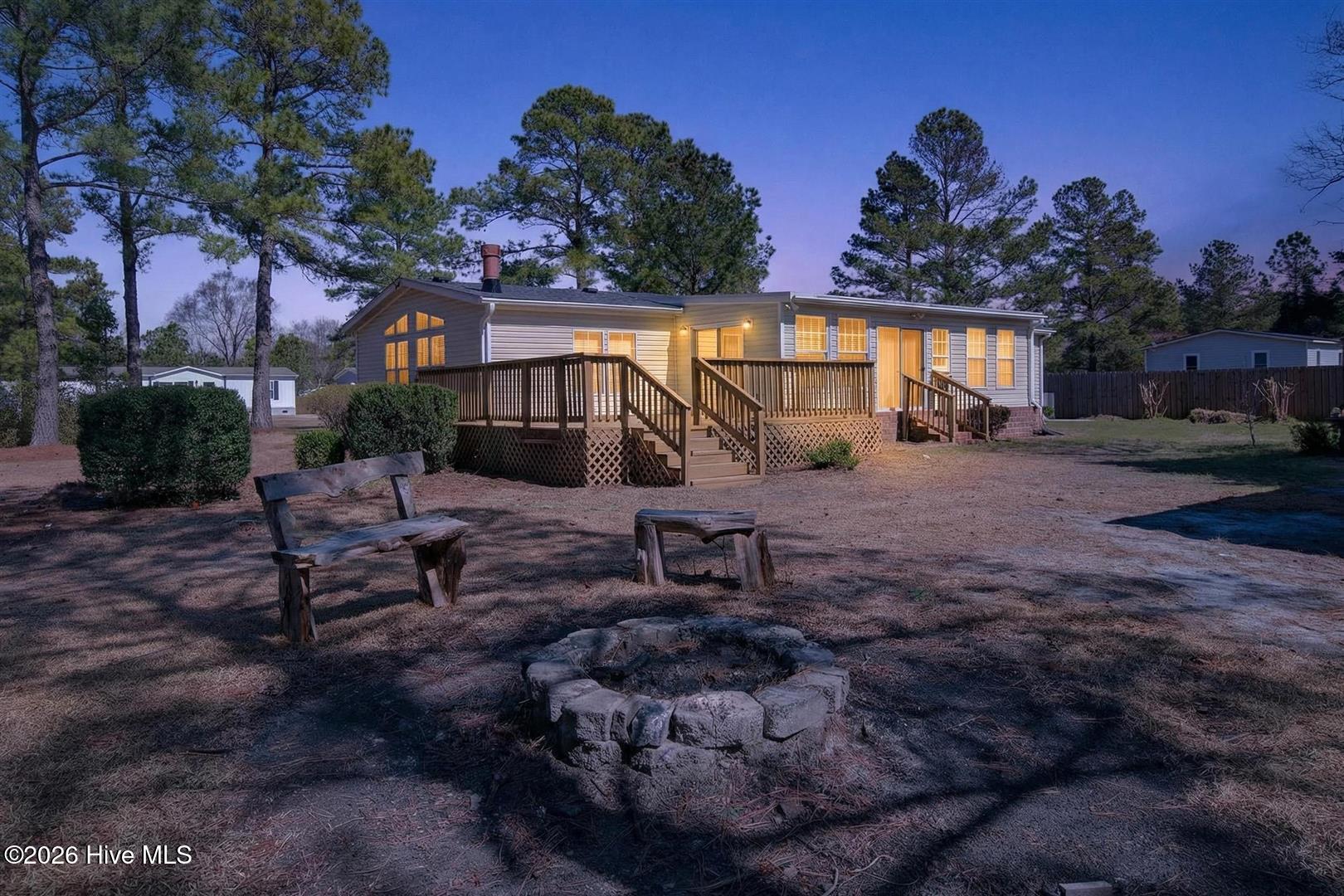 100558434 | Photo 36