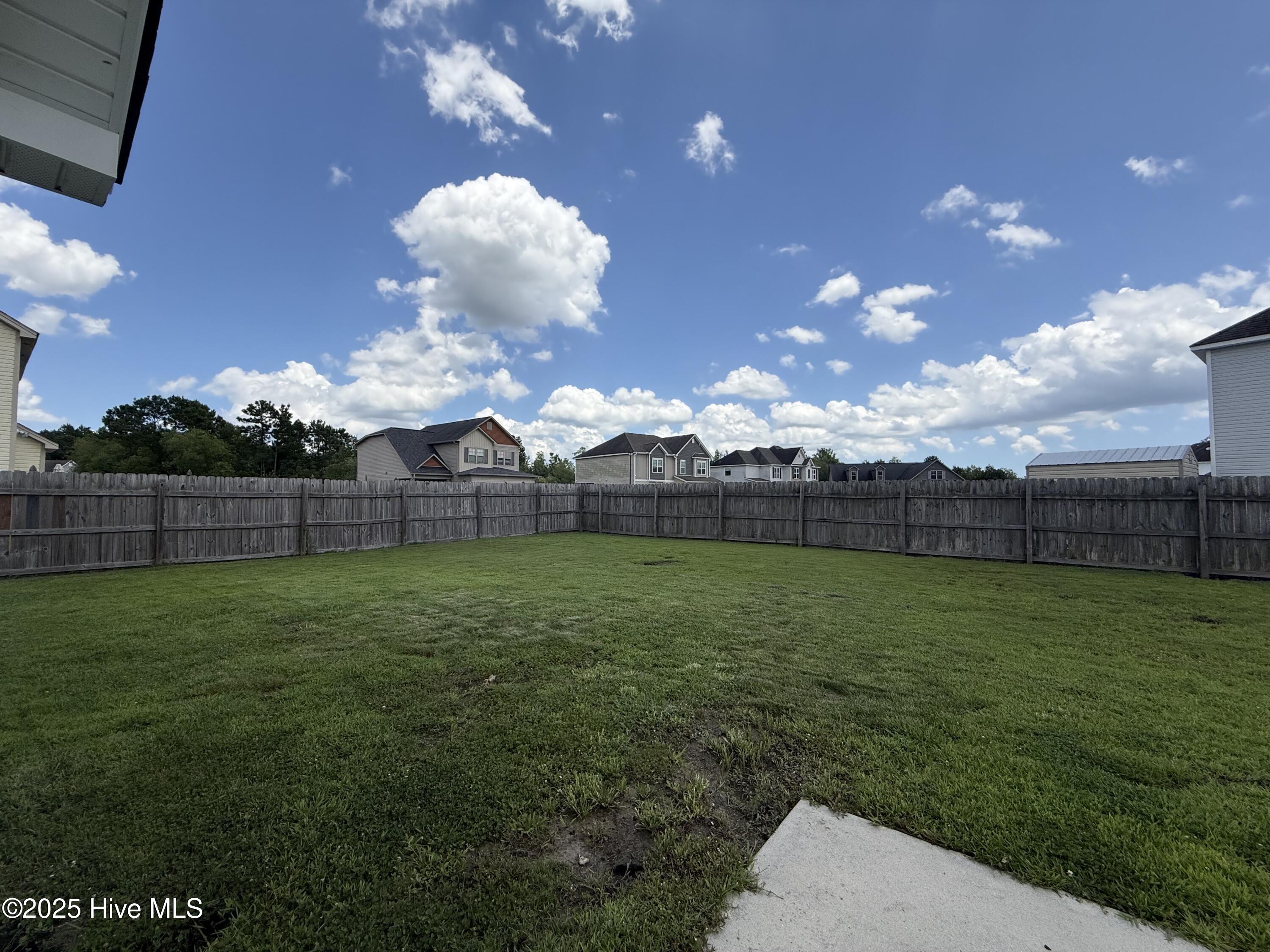 100566630 | Photo 30