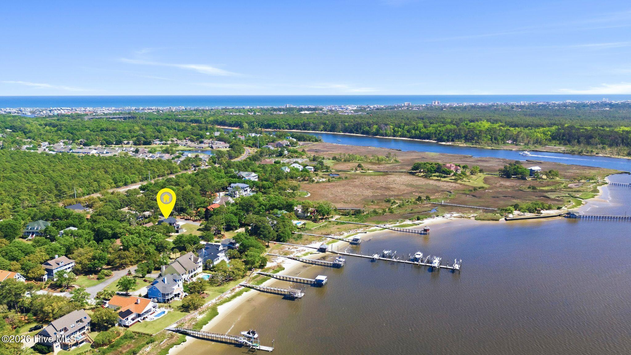 100568012 | Photo 103