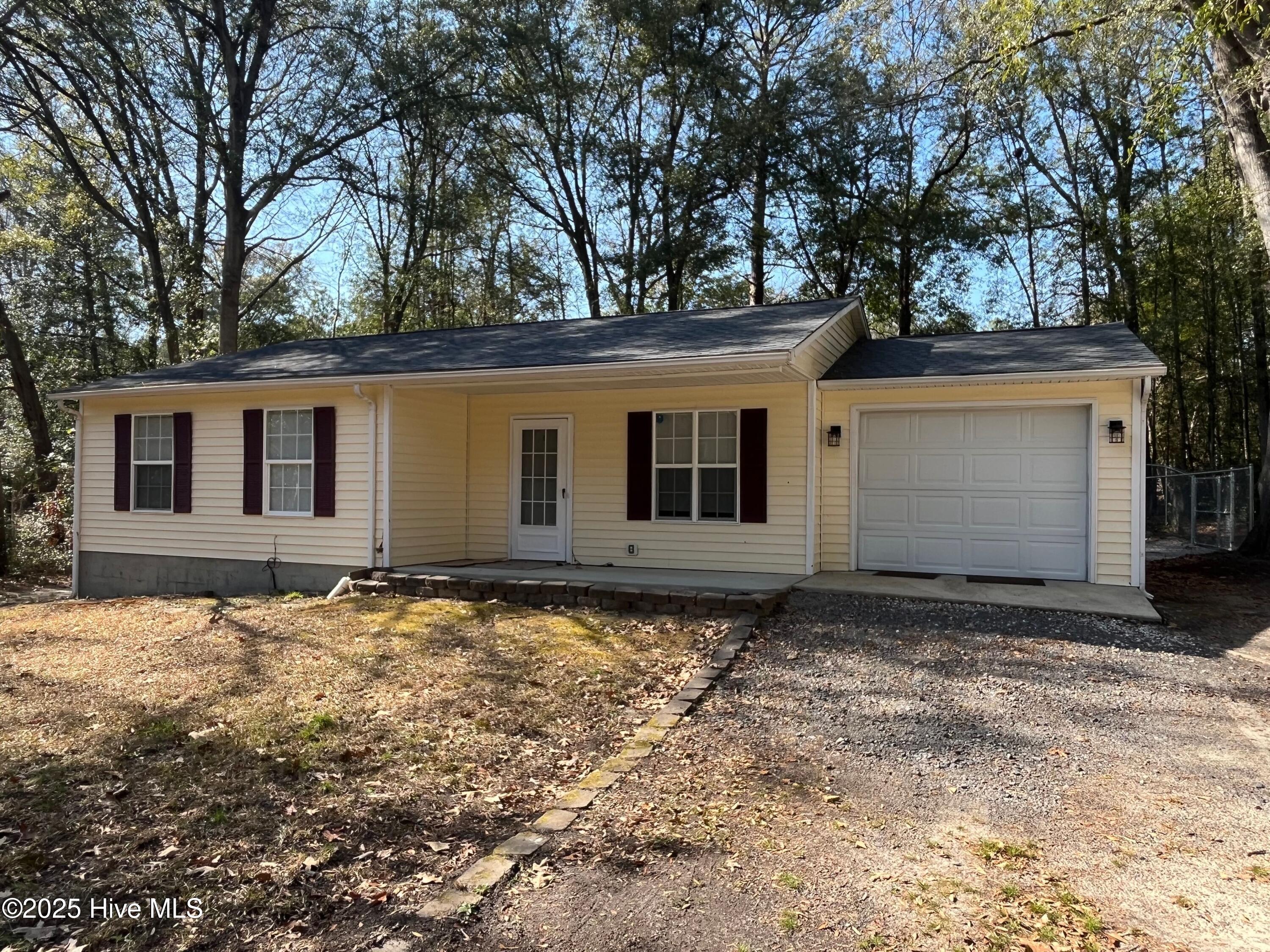 209 Oak Ridge Lane, Holly Ridge, NC, 28445