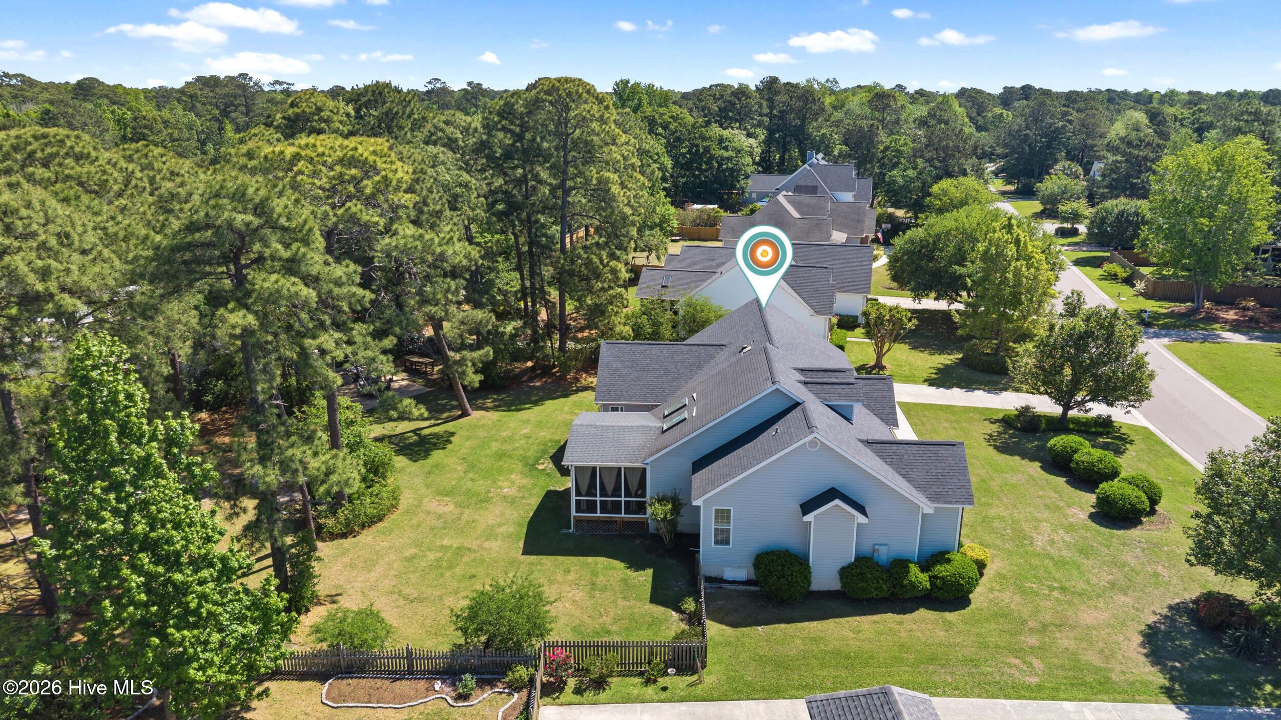 100568942 | Photo 38