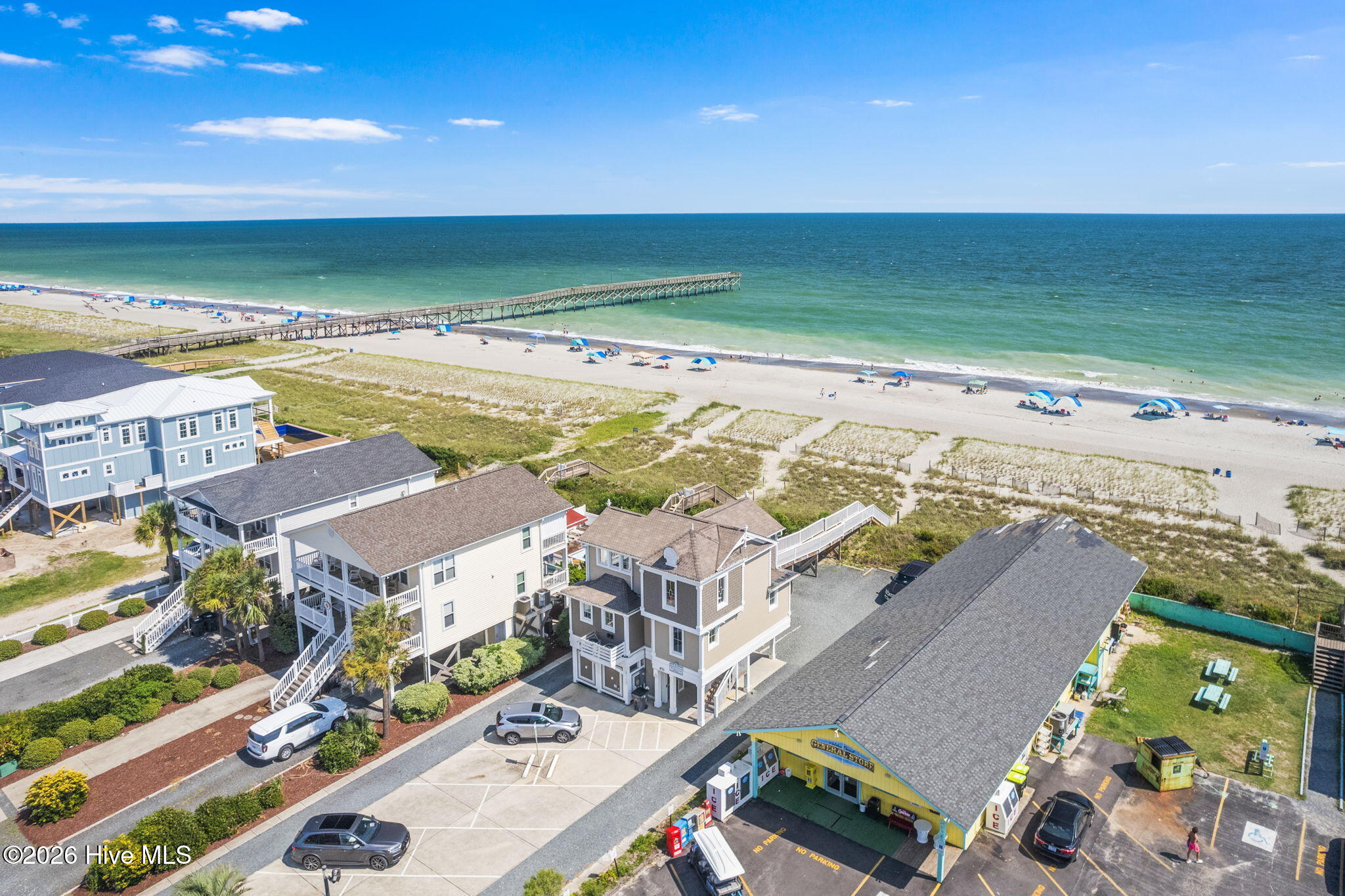 100550804 | Photo 76