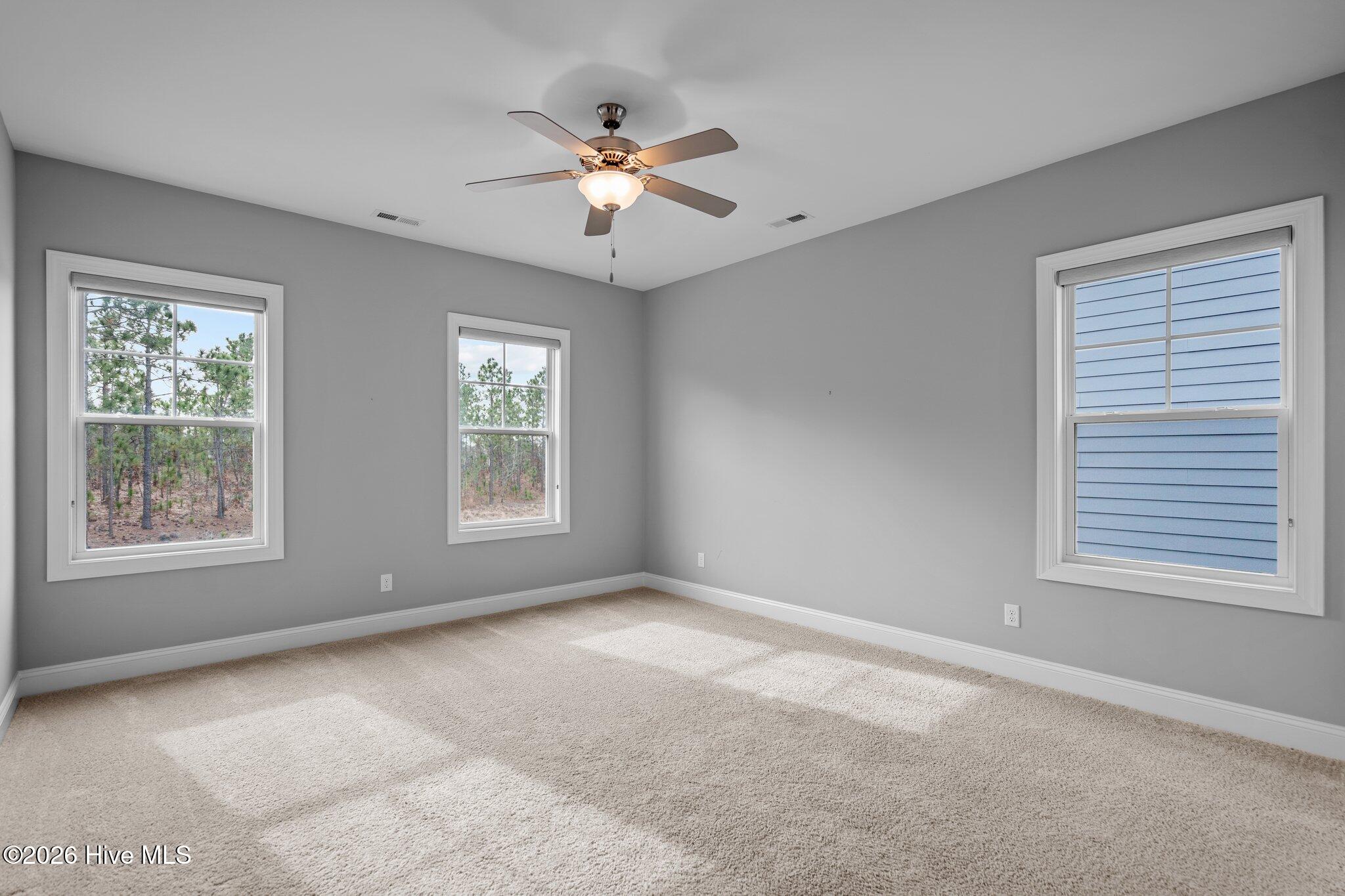 100561208 | Photo 34