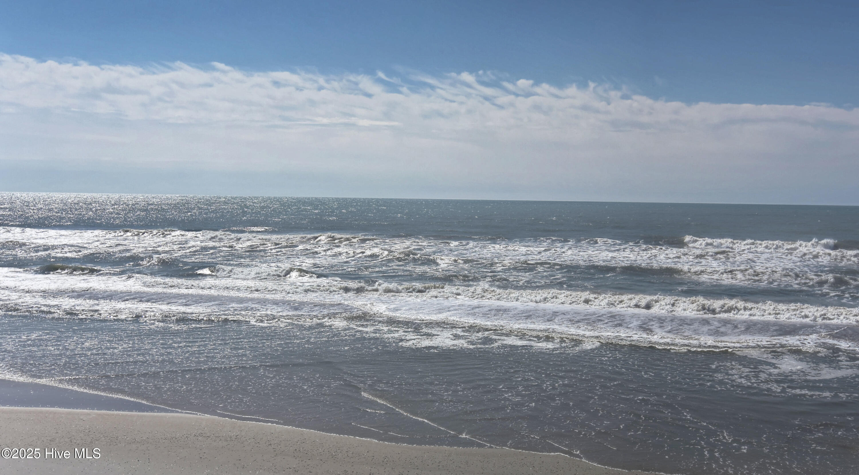 100508177 | Photo 44