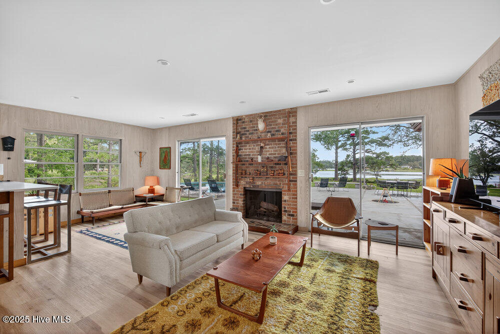 100562548 | Photo 20