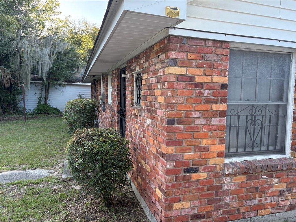 Photo 3 of Single family home for sale at 13 W 58th Street, Savannah, GA 31405 | MLS# SA365019 | Listing updated on 2026-09-22
