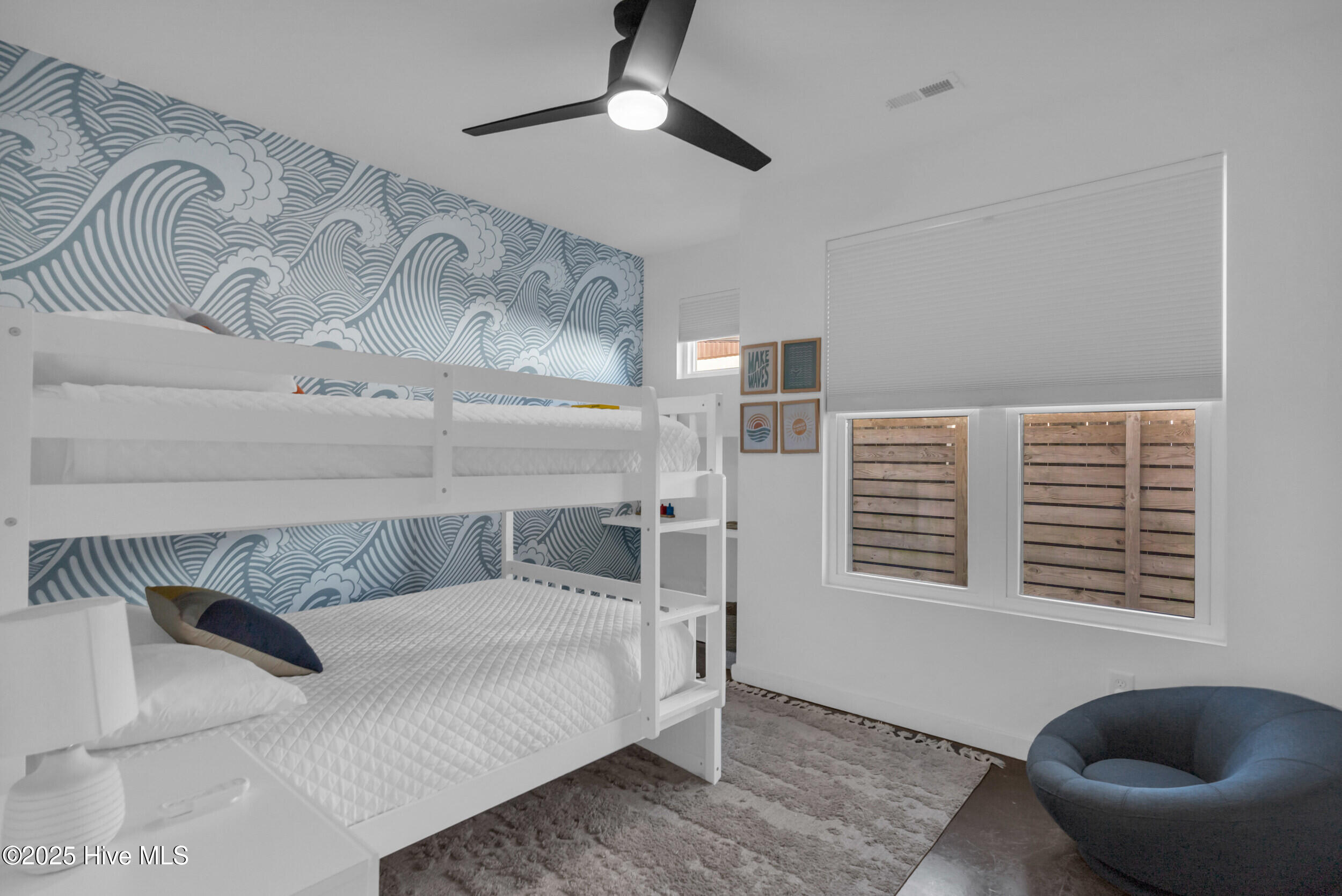 100541692 | Photo 28